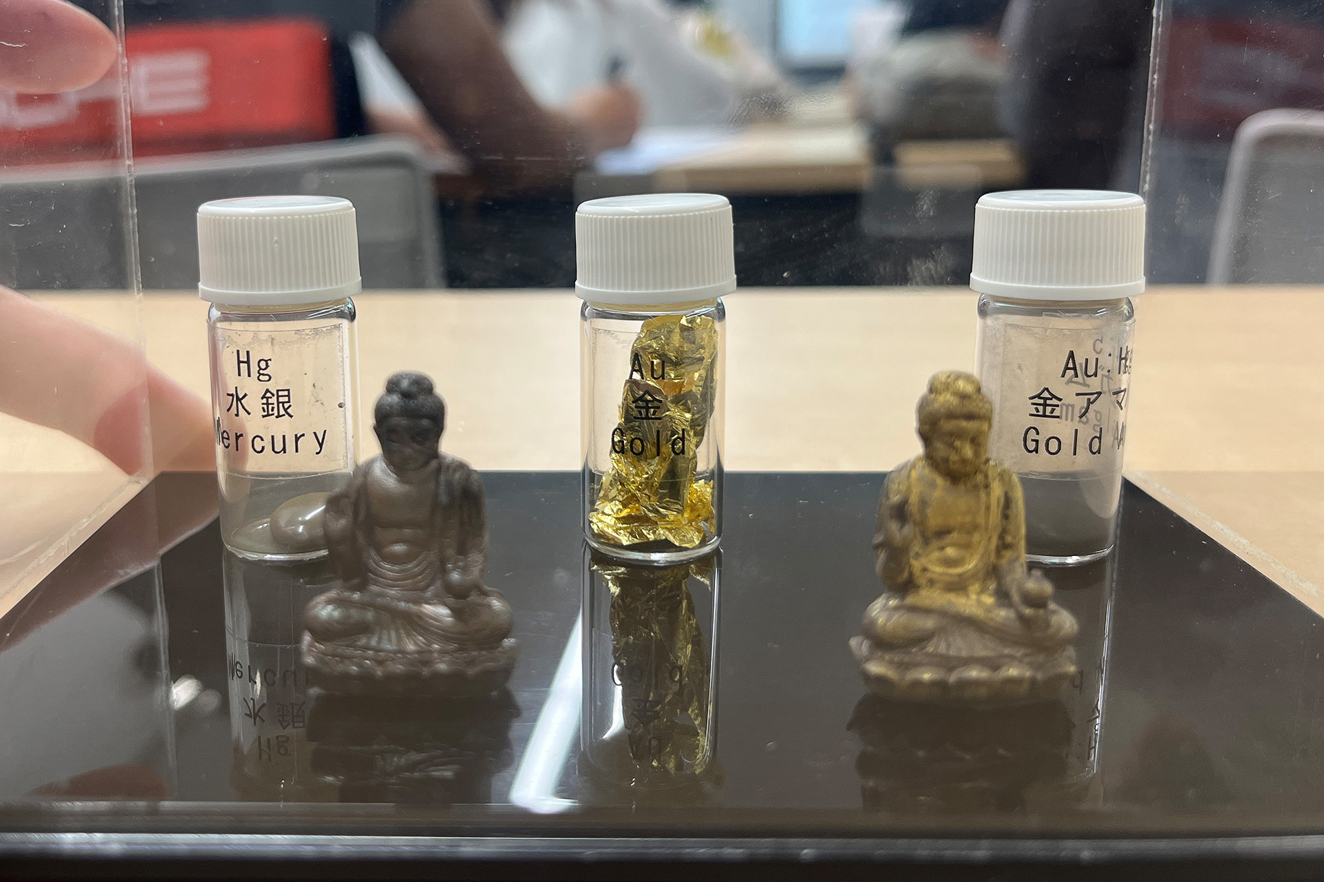かつて金の仏像は水銀アマルガム法でメッキしていた