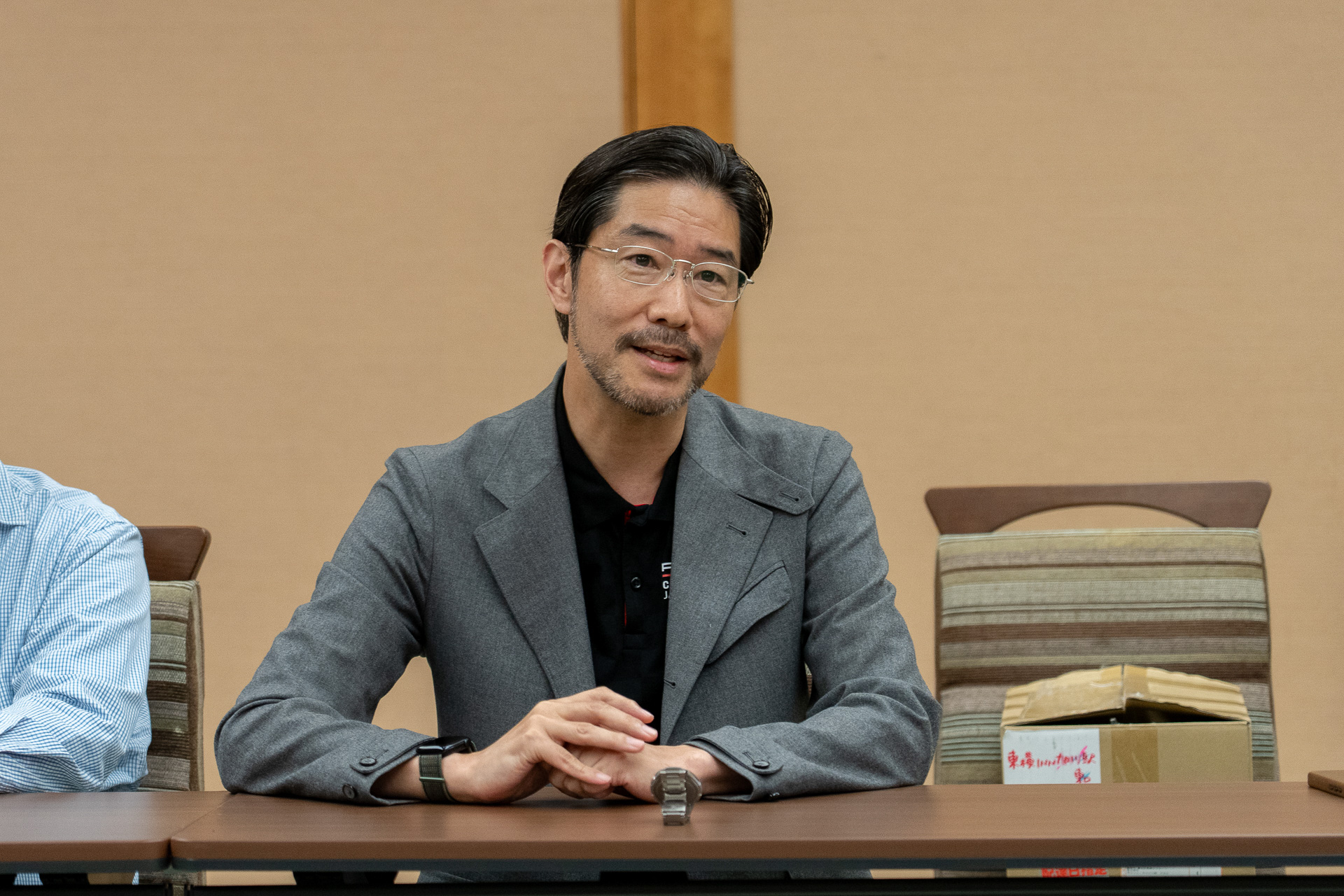 「今年の皆さんは、人と接して会話をして学ぶということが突出していた。たくさんお話をさせてもらって私も楽しかったです」とポルシェジャパン株式会社 広報部長の黒岩真治さん