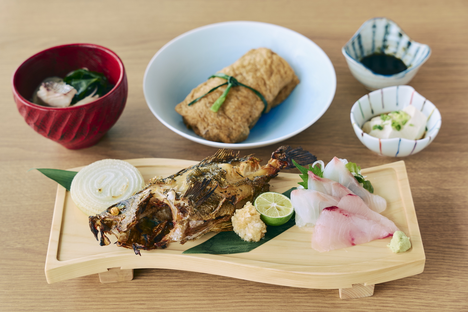 年間100種類の“うずの幸”が楽しめる「囲炉裏食堂うずしお」