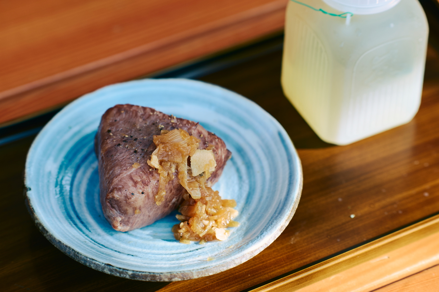 「淡路和牛肉巻きおむすび」などテイクアウトメニューも用意