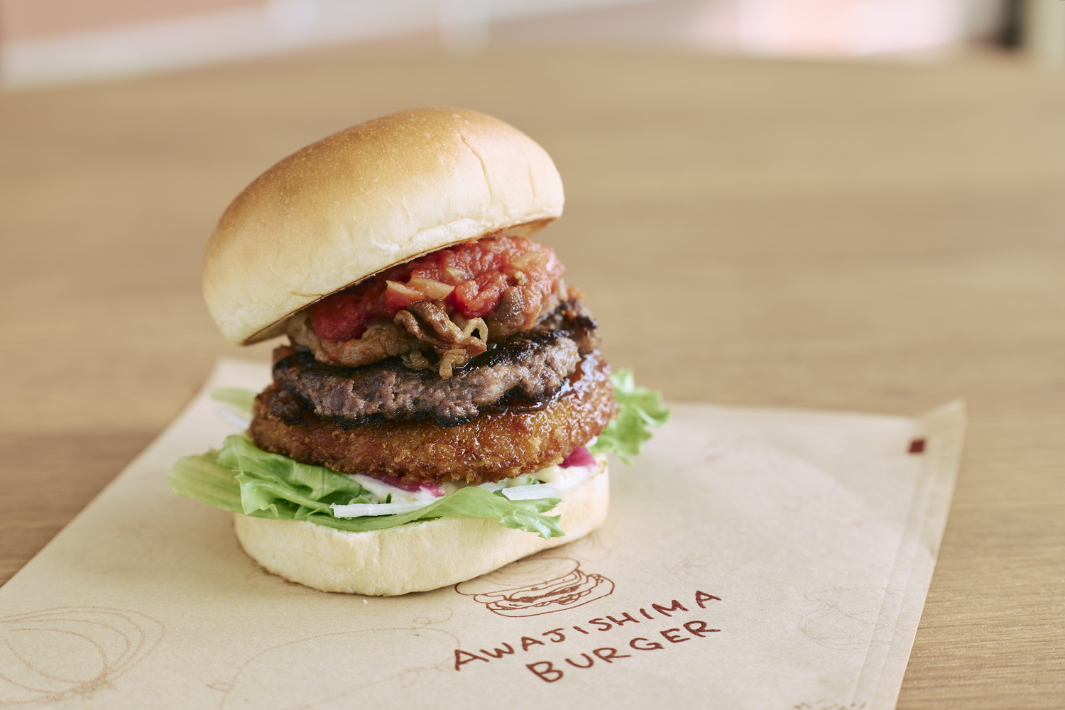 「あわじ島バーガー」の新作が味わえるバーガーショップ
