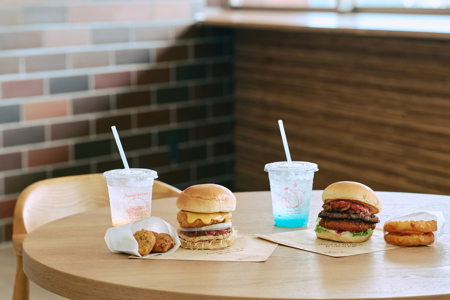 「あわじ島バーガー」の新作が味わえるバーガーショップ