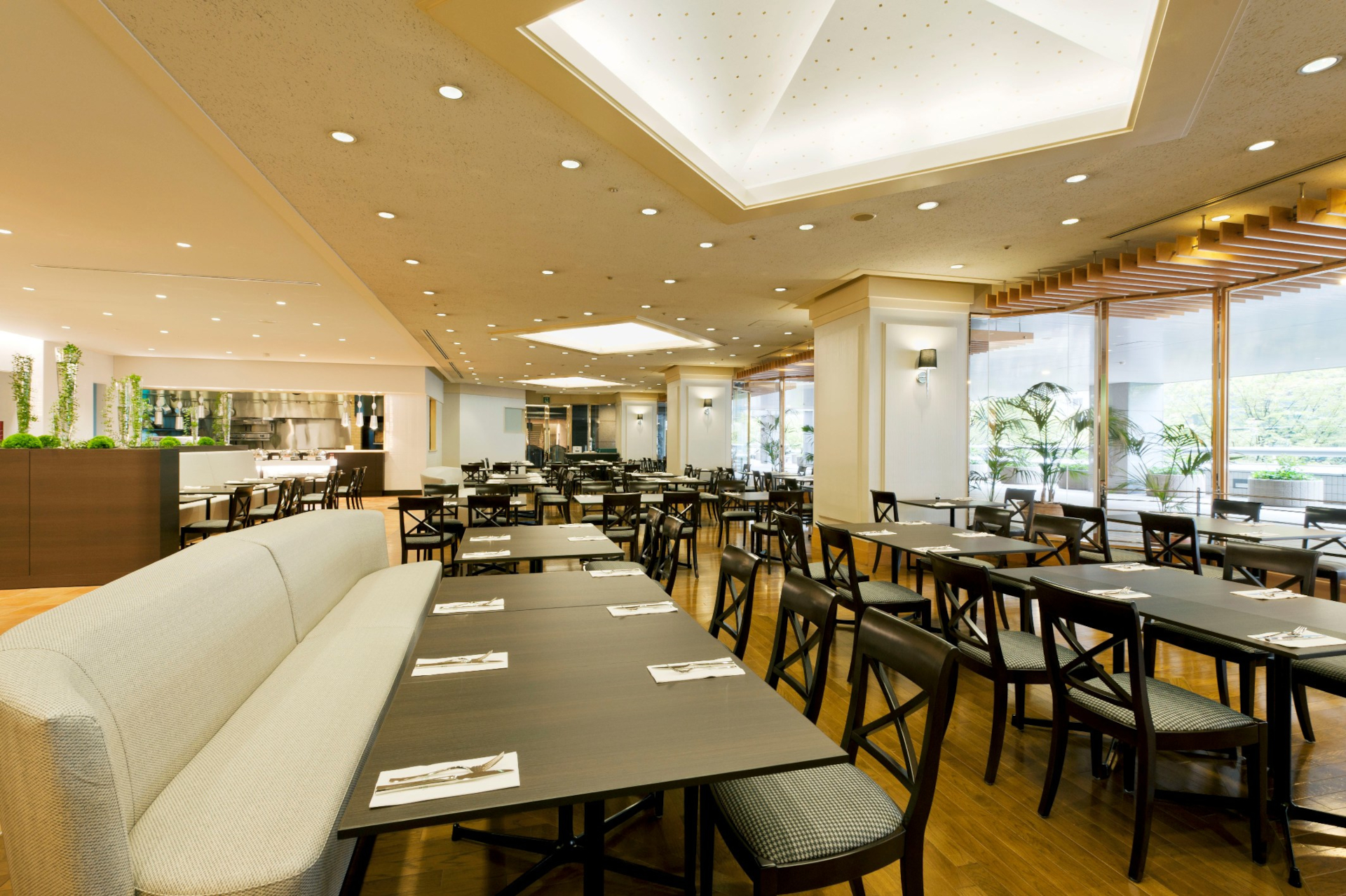 スーパーダイニング ヴェルデュール