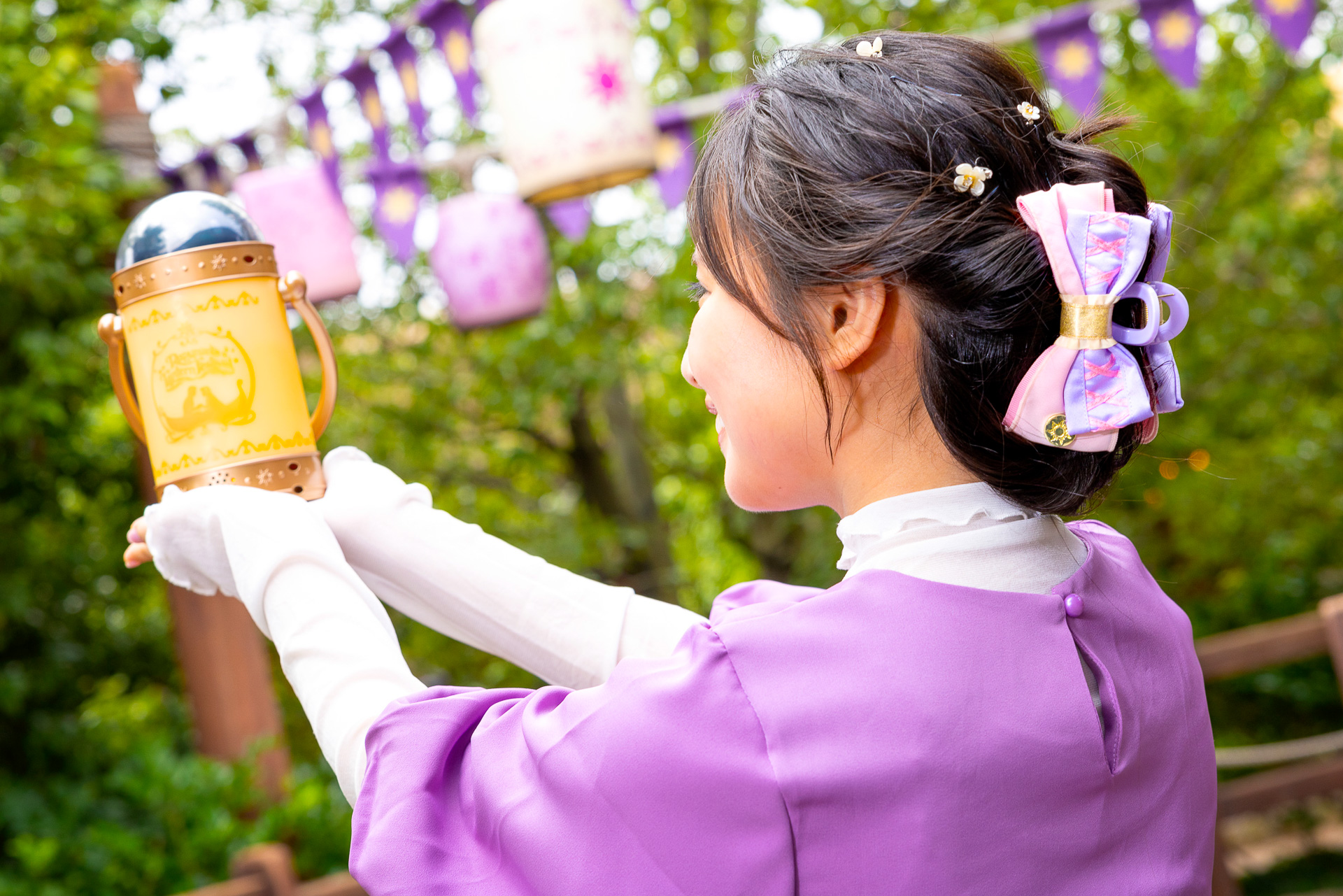 パークでの撮影に使えるアトラクションモチーフの新作が登場！