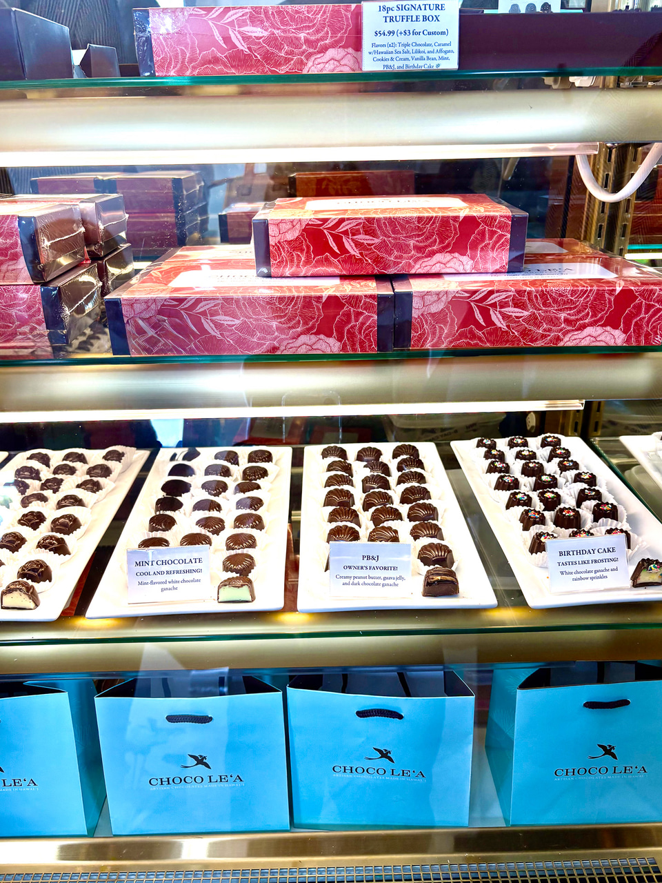 ハワイ現地発】ハワイの恵みとアロハの心をひと粒に閉じ込めた、マノアの小さなチョコレートショップ