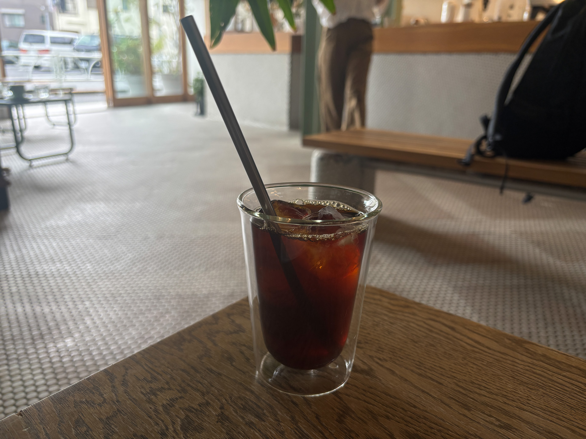 ハンドドリップのコロンビア豆のアイスコーヒー