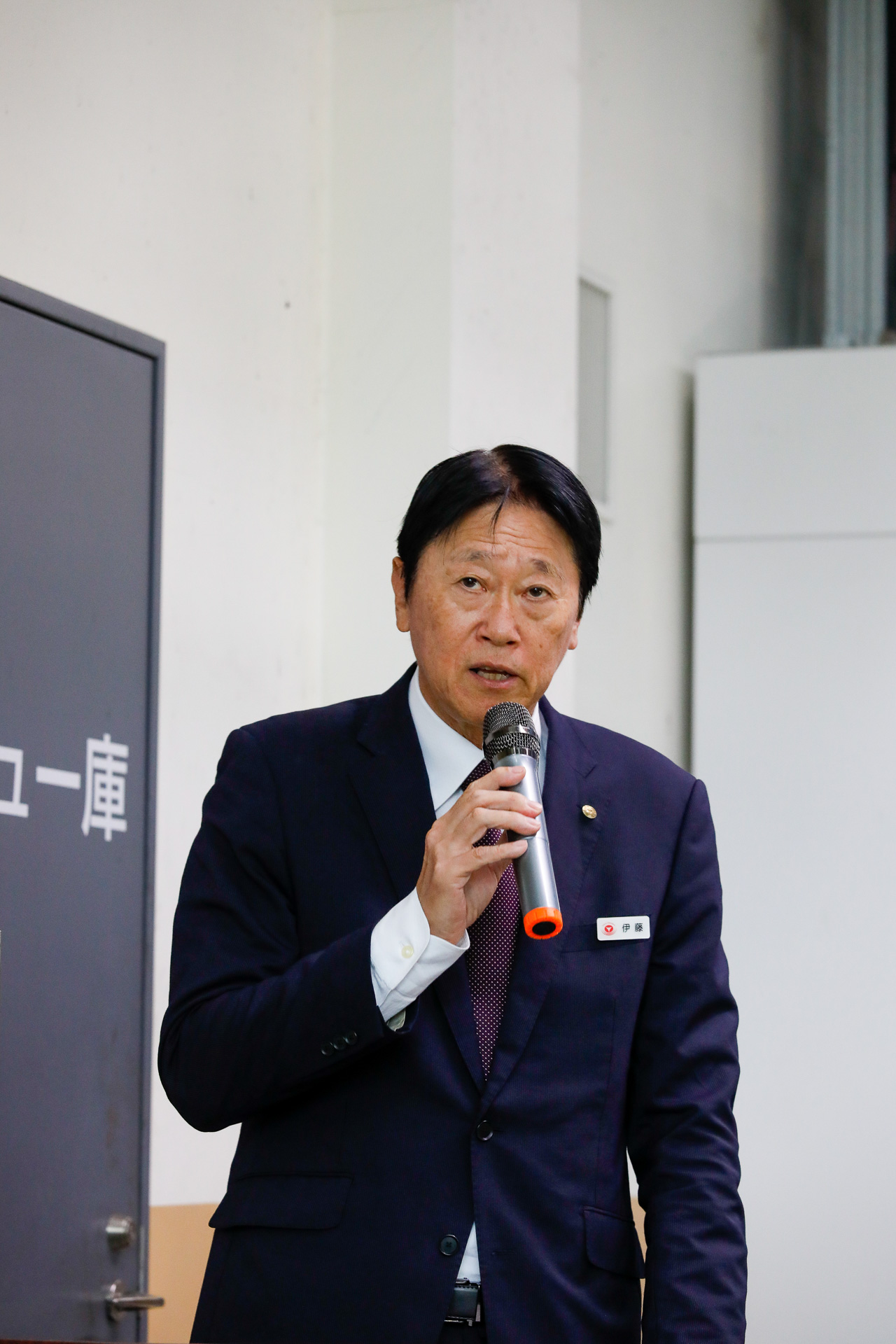 開式のあいさつを行なう東急電鉄株式会社 取締役 専務執行役員 鉄道事業本部長 伊藤篤志氏