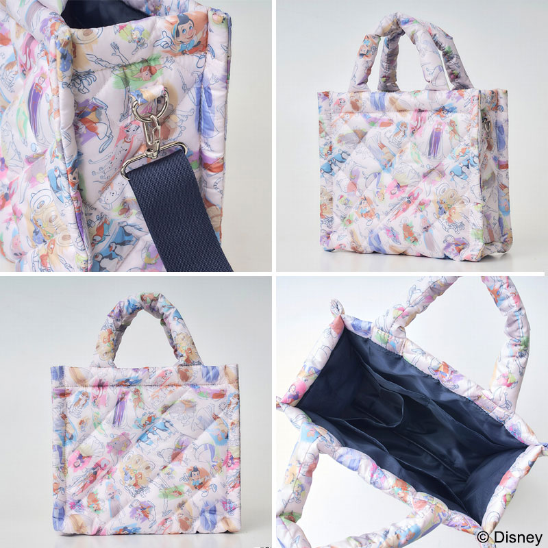 5つのポケットとDカンが備わる