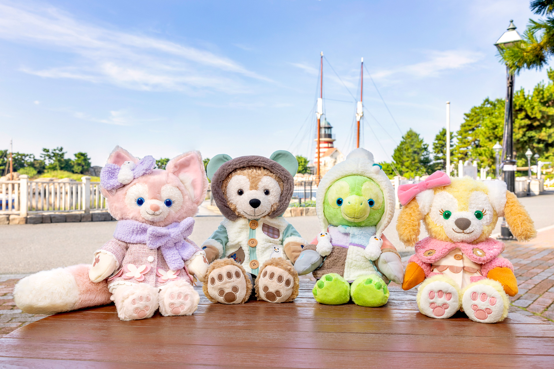 東京ディズニーシーが「ダッフィー＆フレンズのシークレット・オブ・スノーウィーデイ」のグッズ詳細を発表