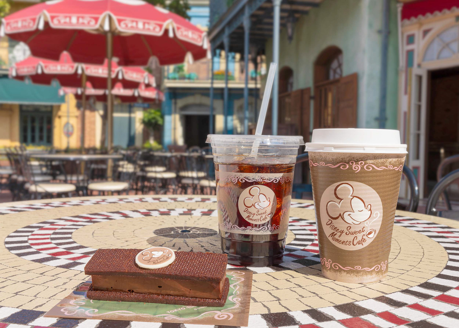 「カフェ・オーリンズ」の「カフェ＆スウィーツセット」（1300円～1400円）