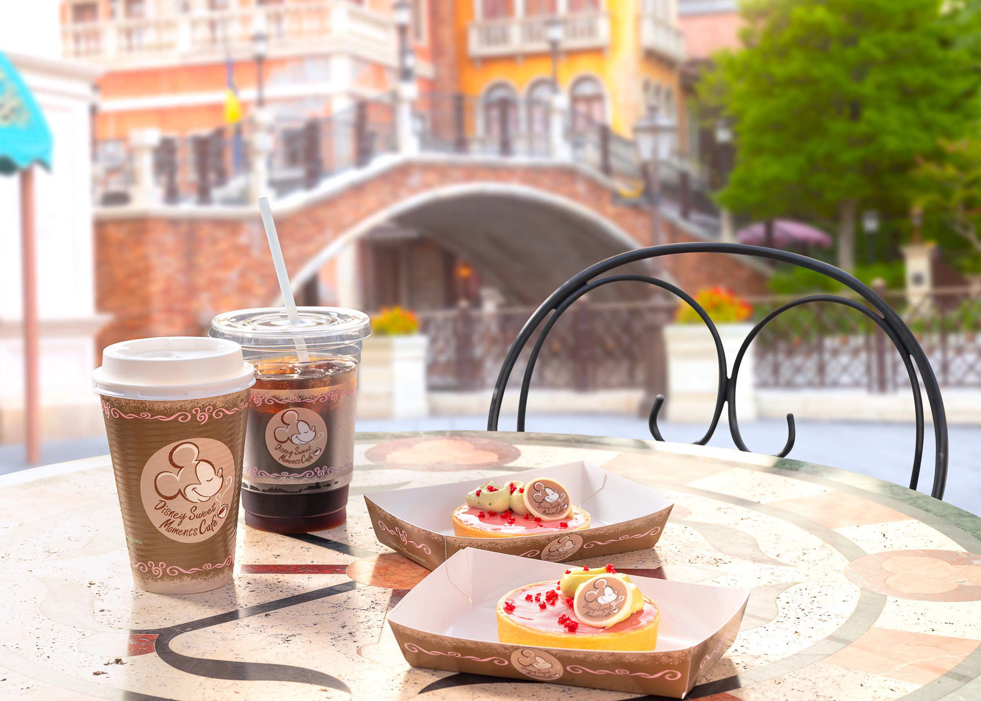 「ゴンドリエ・スナック」の「カフェ＆スウィーツセット」（1350円～1450円）