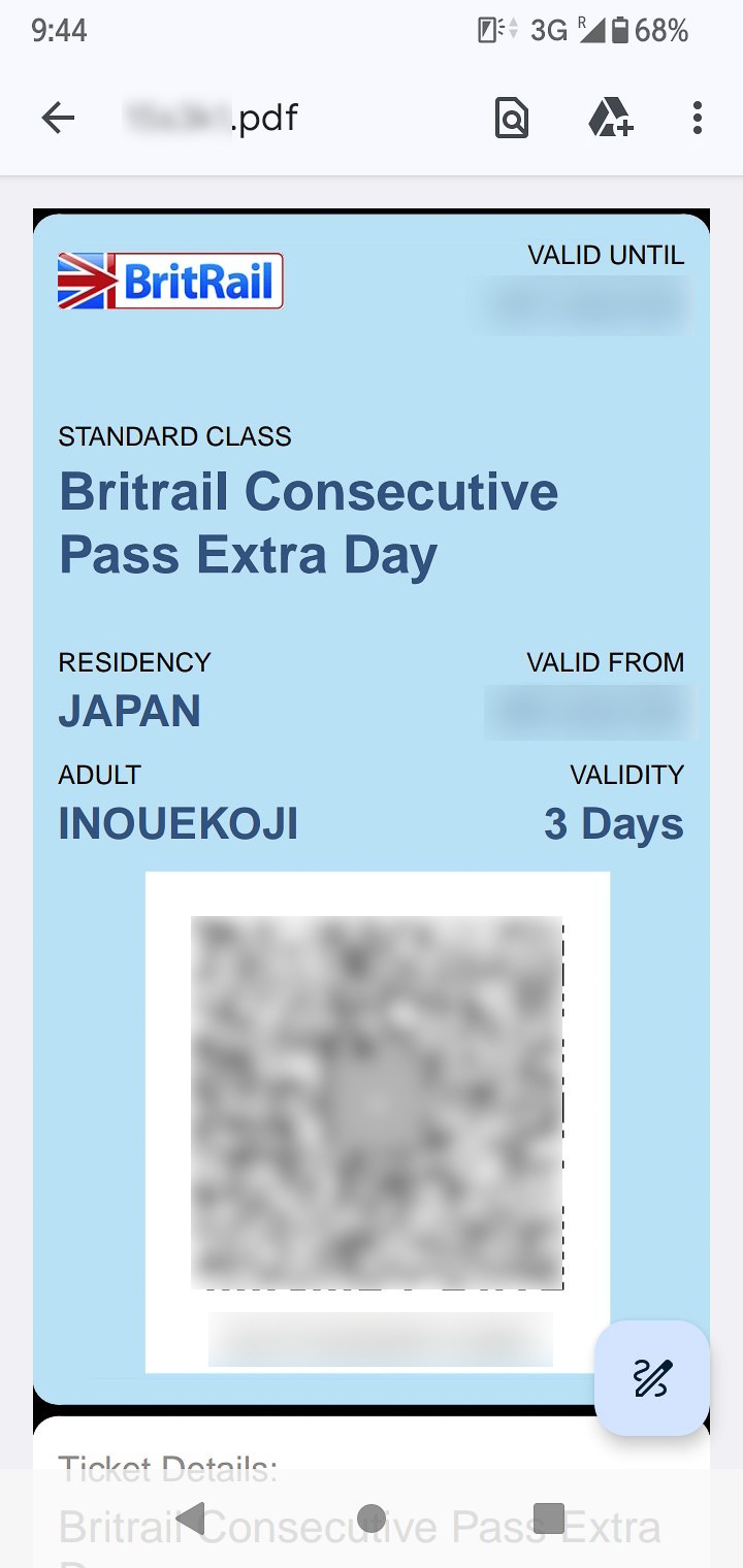 イギリスで外国人が利用できるブリットレイルパスは、デジタル版のM-Passの登場で利用しやすくなった。有効化すると画面のようなPDFファイルが送られてくる仕組みで（アドレスバーのファイル名でPDFだと分かる）、これならスマートフォンアプリは不要だ