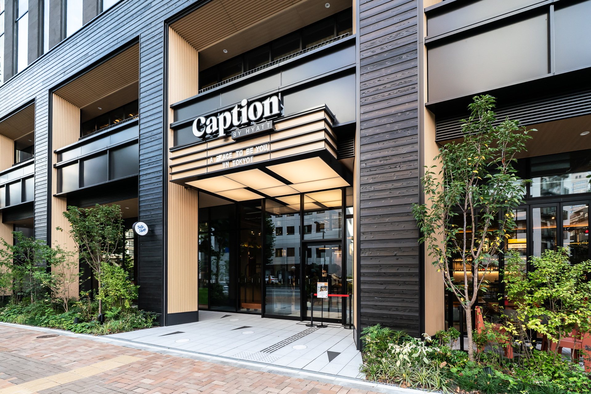 エントランス付近