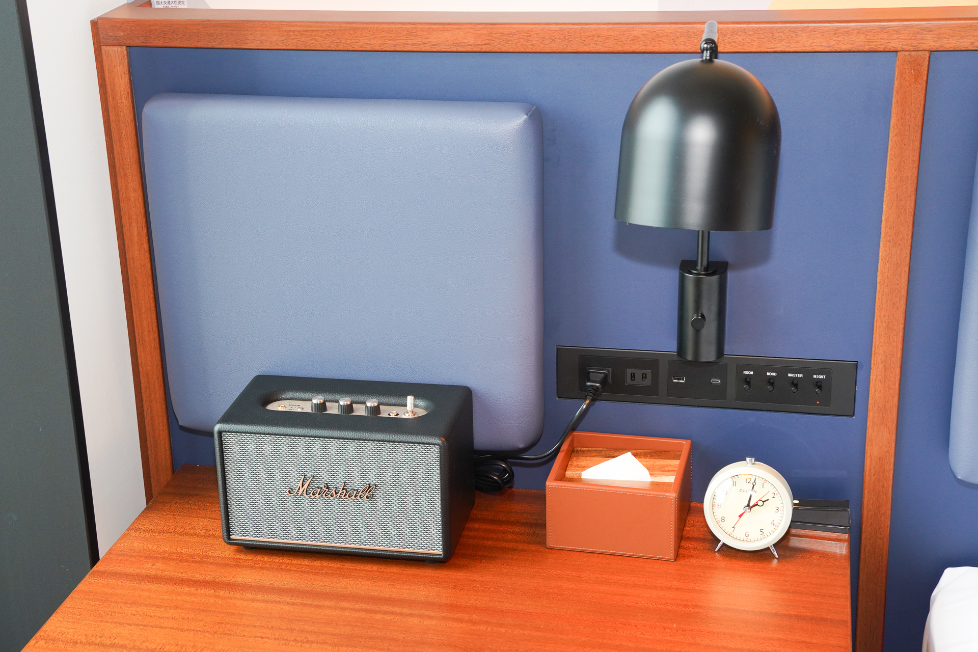 スイートルームのみBluetoothスピーカーがある