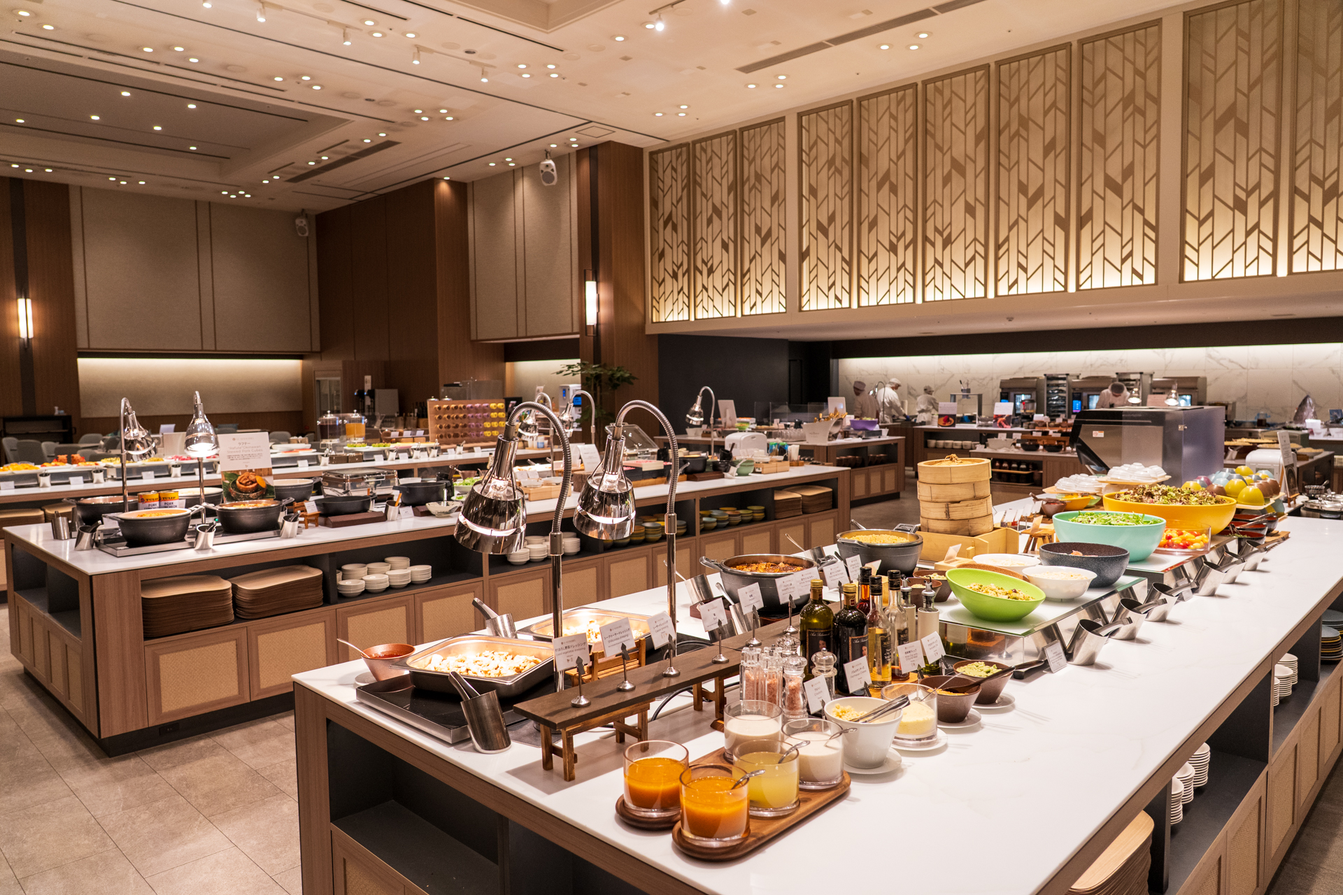 2階のビュッフェレストラン。朝食会場でもあります