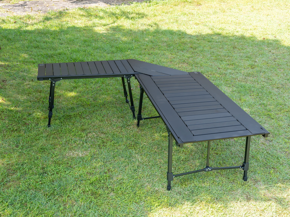 アルペンアウトドアーズ、5万台突破記念「アルミユニットテーブル」に