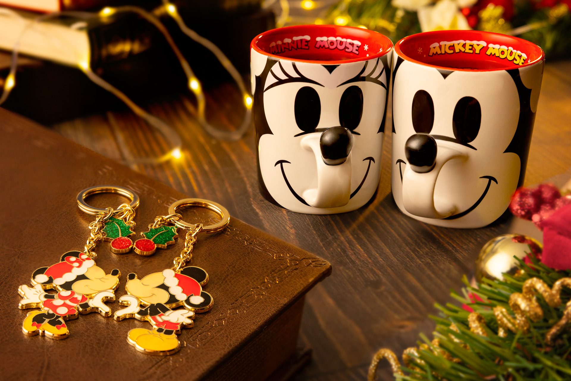 恋人や家族、友人とペアで持ちたい品々も