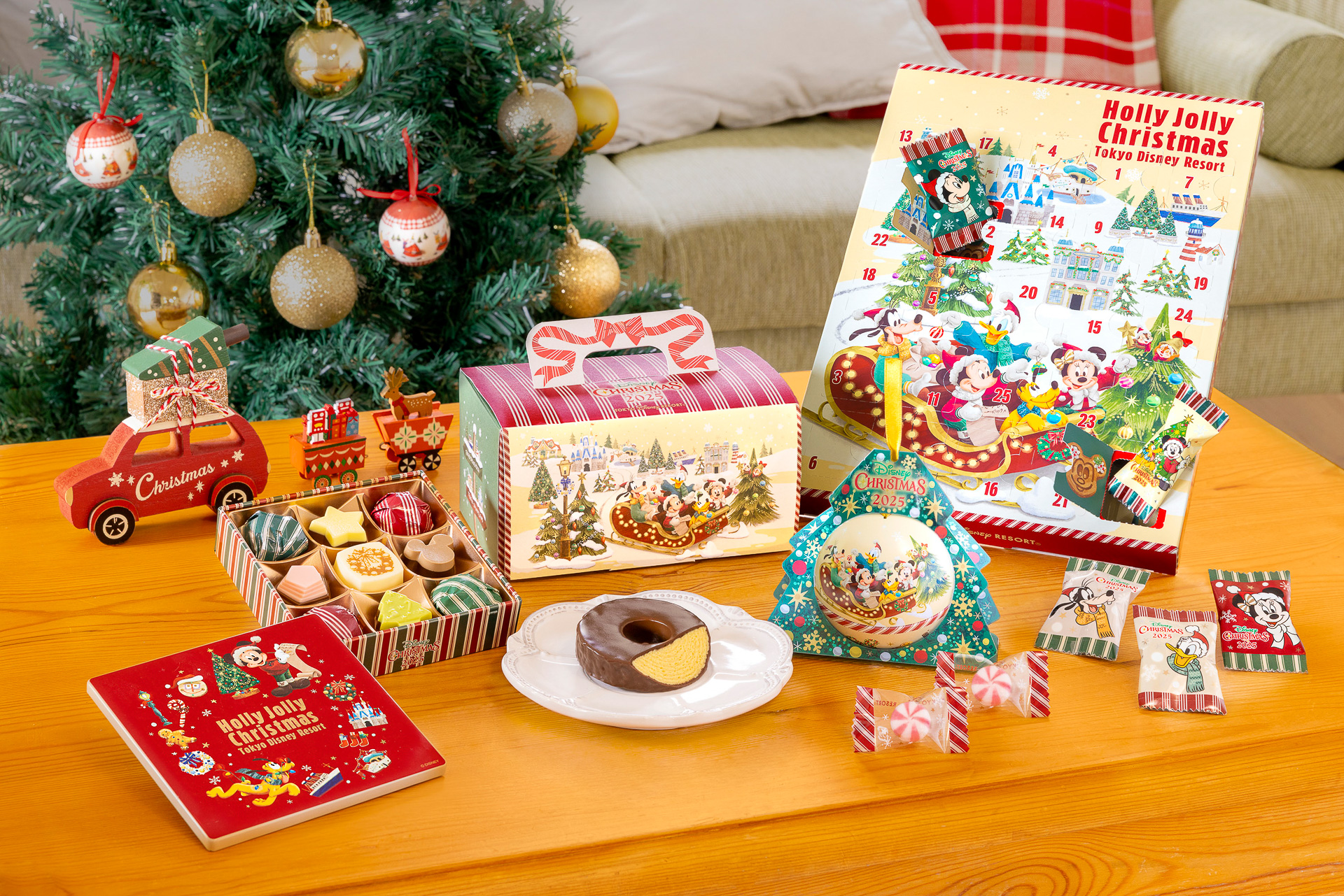 クリスマスパーティの手土産にも使えるスイーツもたっぷり