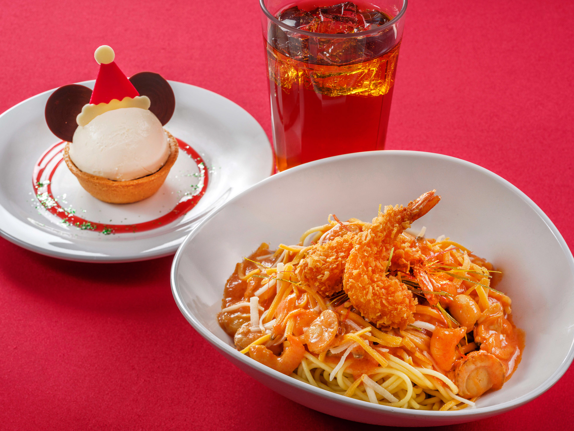 「プラザパビリオン・レストラン」の「スペシャルパスタセット」（2180円）