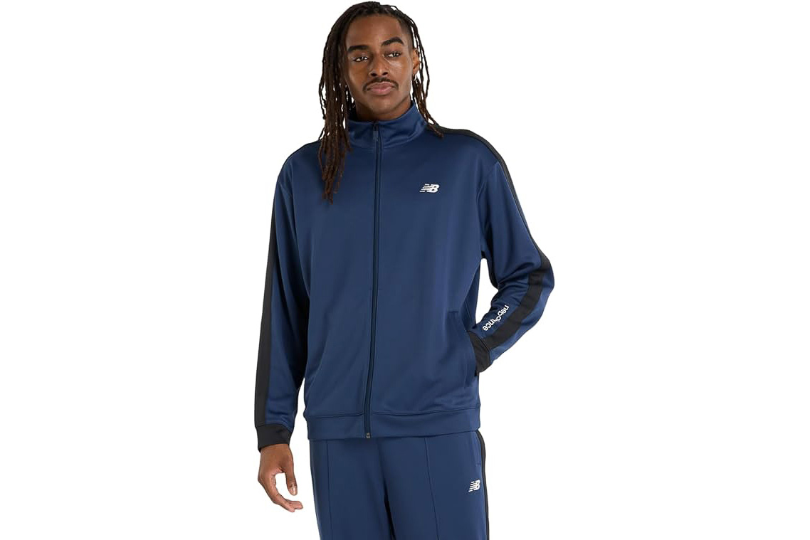 Amazonでニューバランス「ニットトラックジャケット」のセール