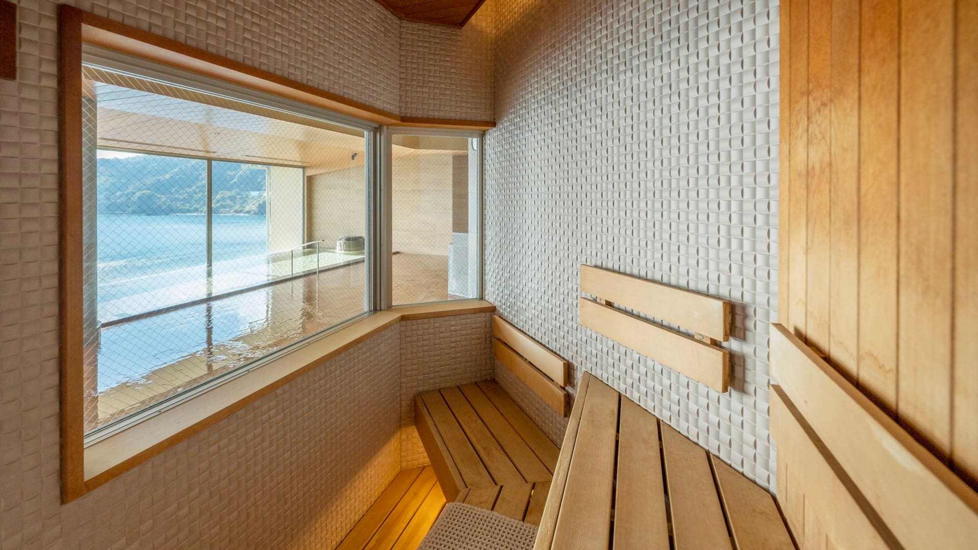 大浴場サウナや貸切風呂もある