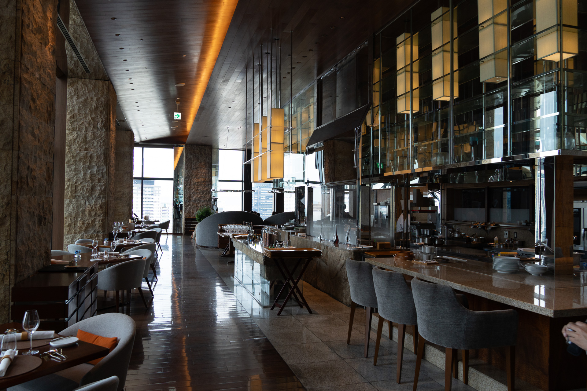 Pierre, the French restaurant, has been awarded one star in the Michelin Guide Kyoto-Osaka for nine consecutive years.