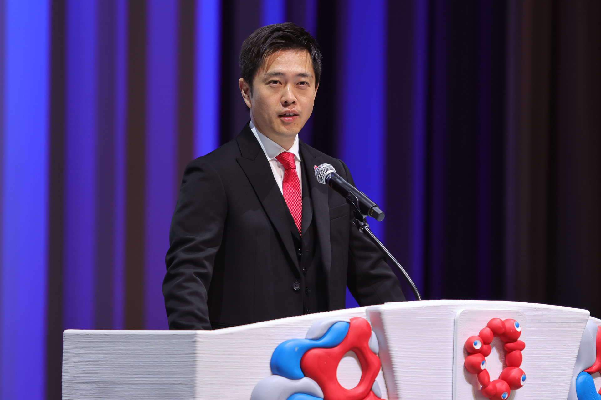 大阪府知事 吉村洋文氏