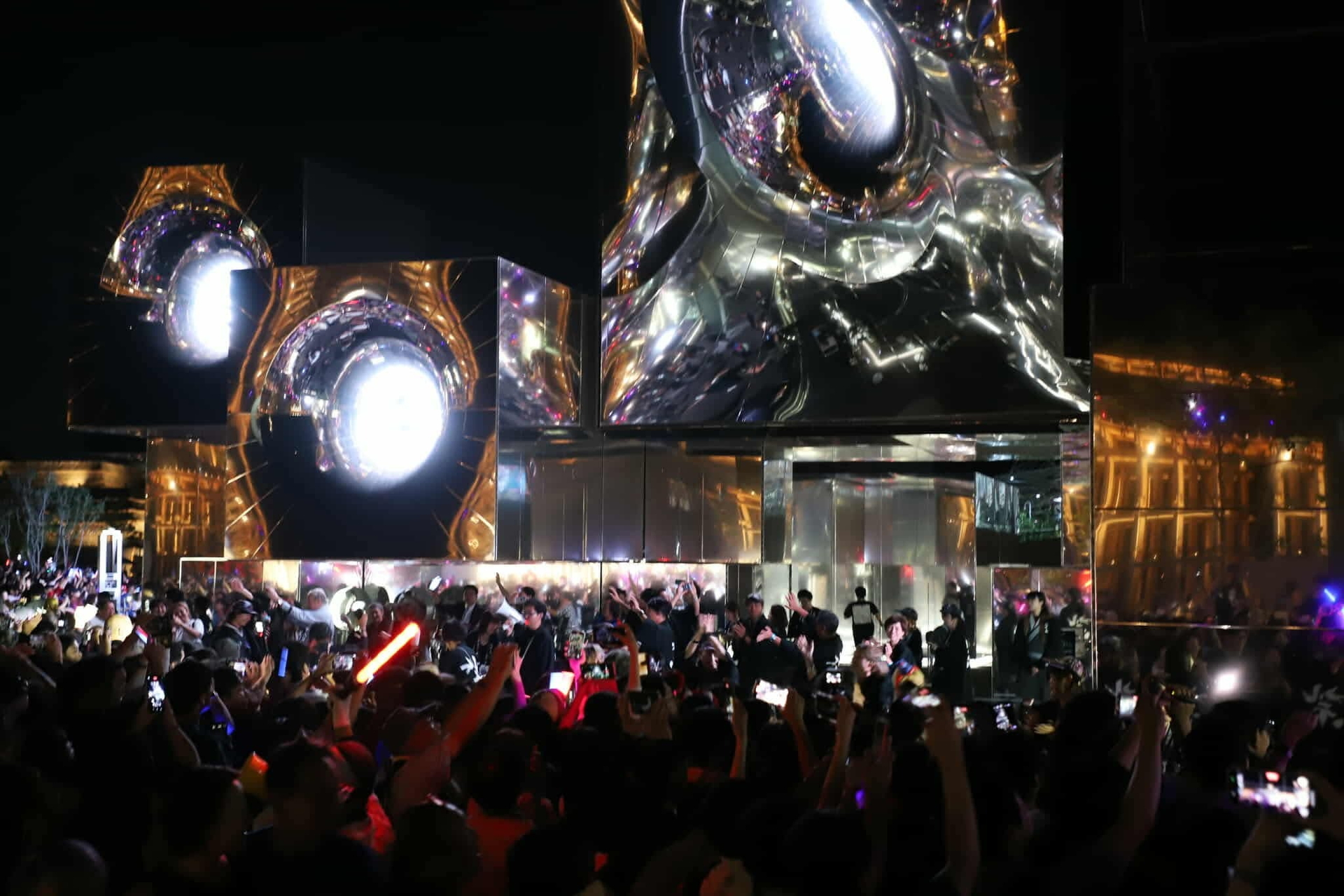 ファンとスタッフが一体となって盛り上がった「null祭」