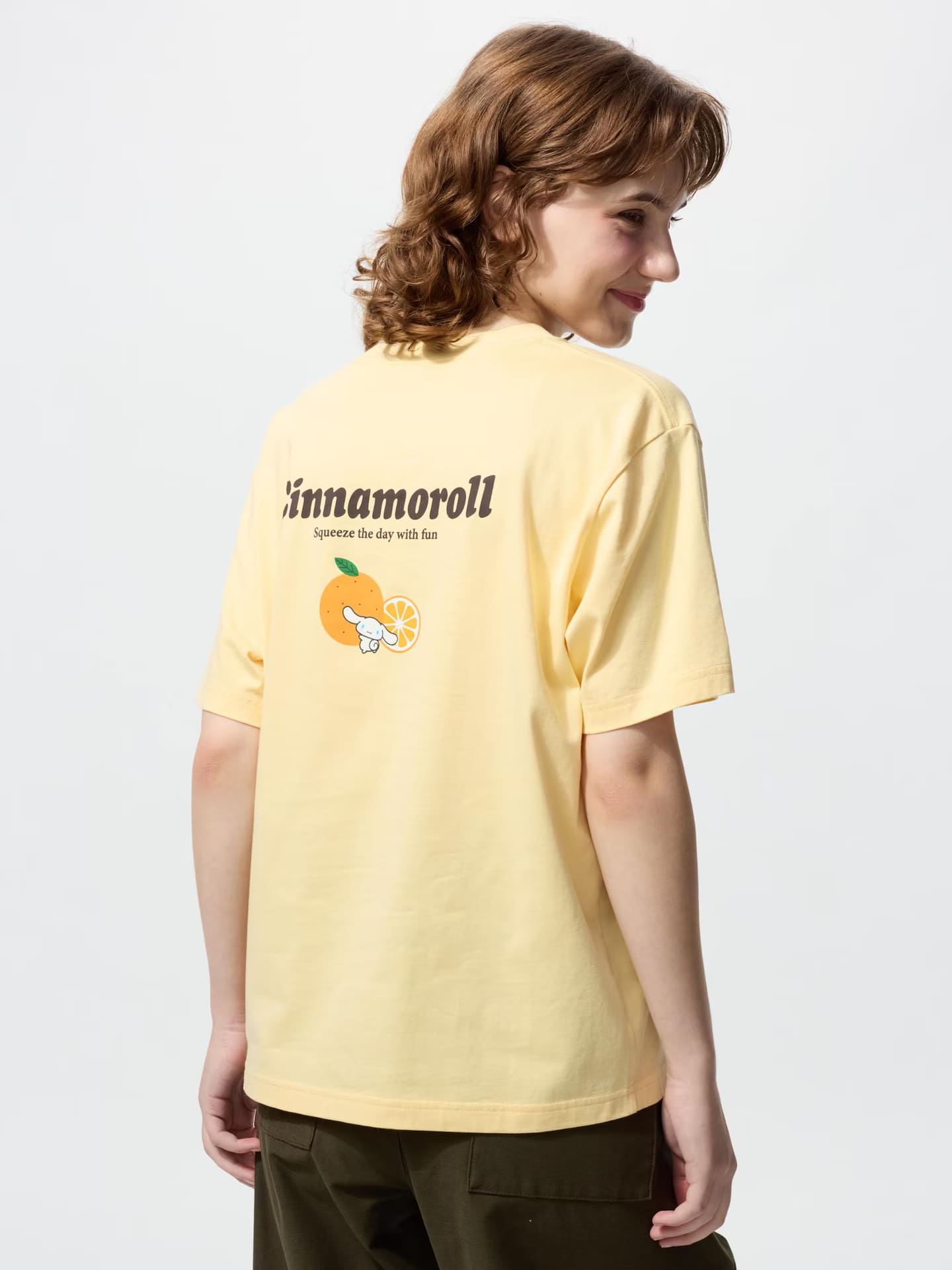 ウィメンズは全5種。集合デザインのほか、ハローキティ、シナモロール、ポチャッコの単体バージョンも