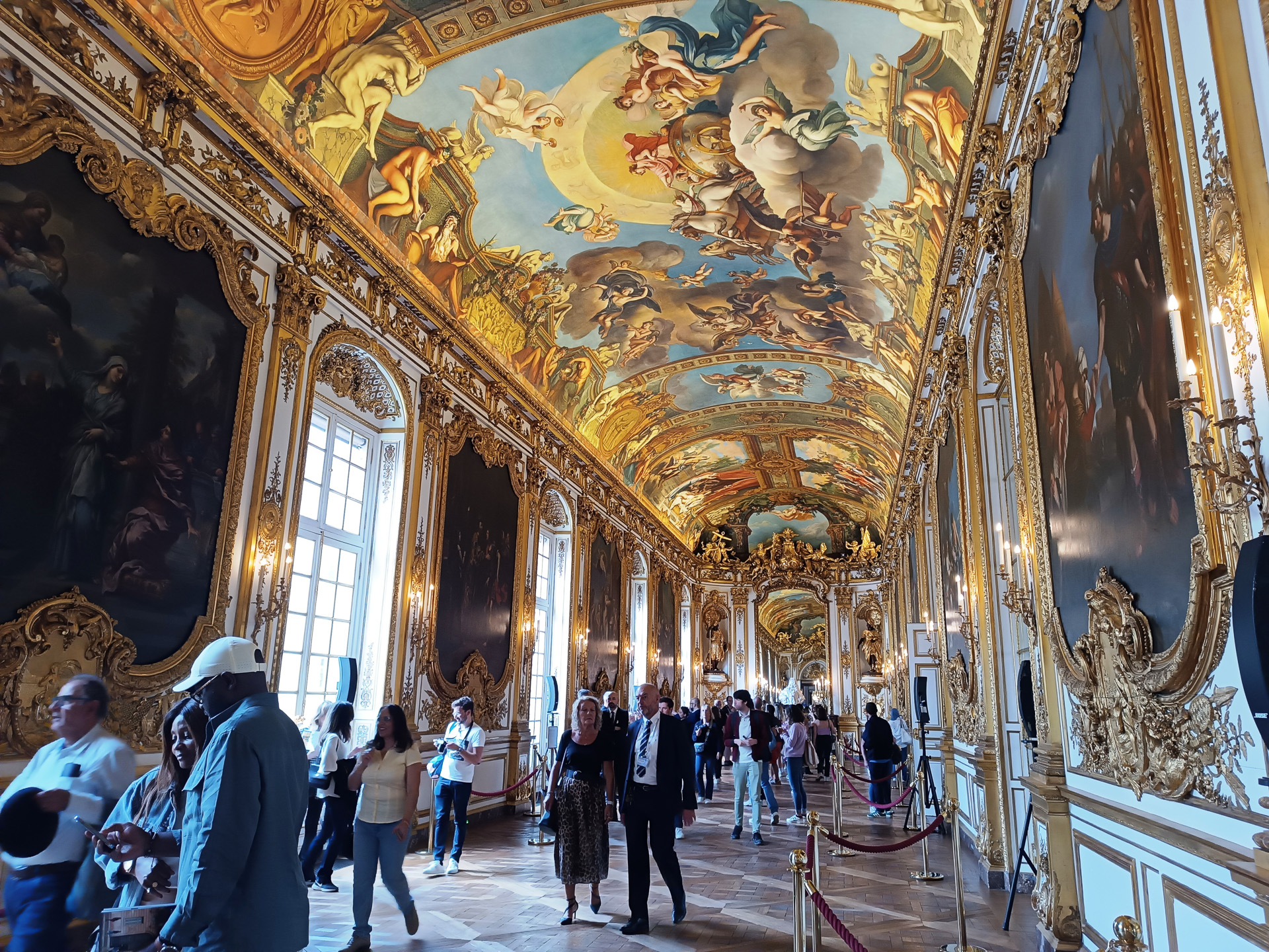 黄金のギャラリー