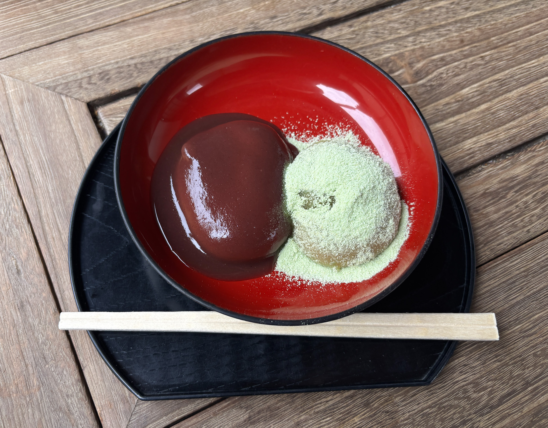 青豆のきな粉とあんこのお餅