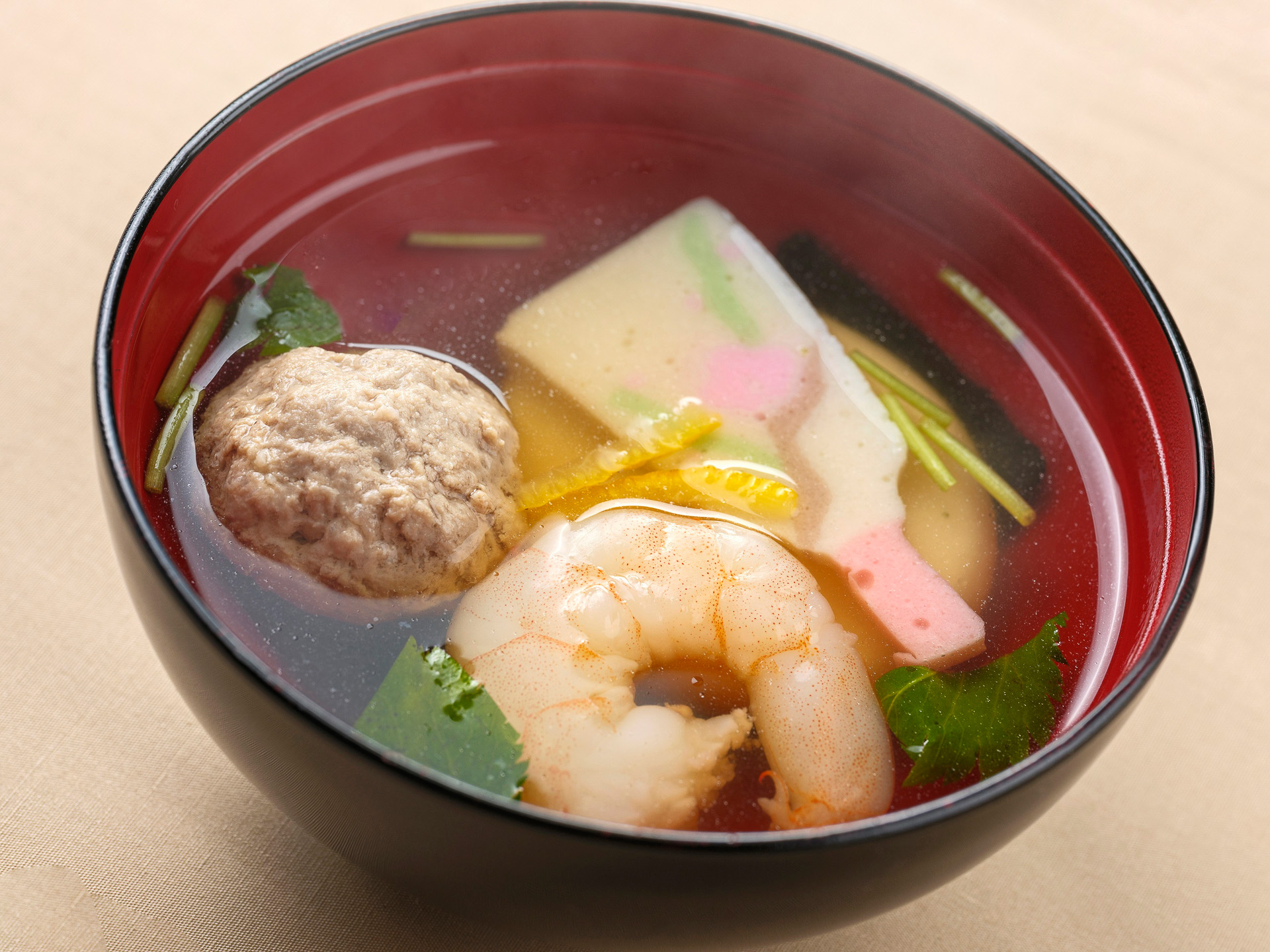 「雑煮椀」（味噌汁にプラス700円）