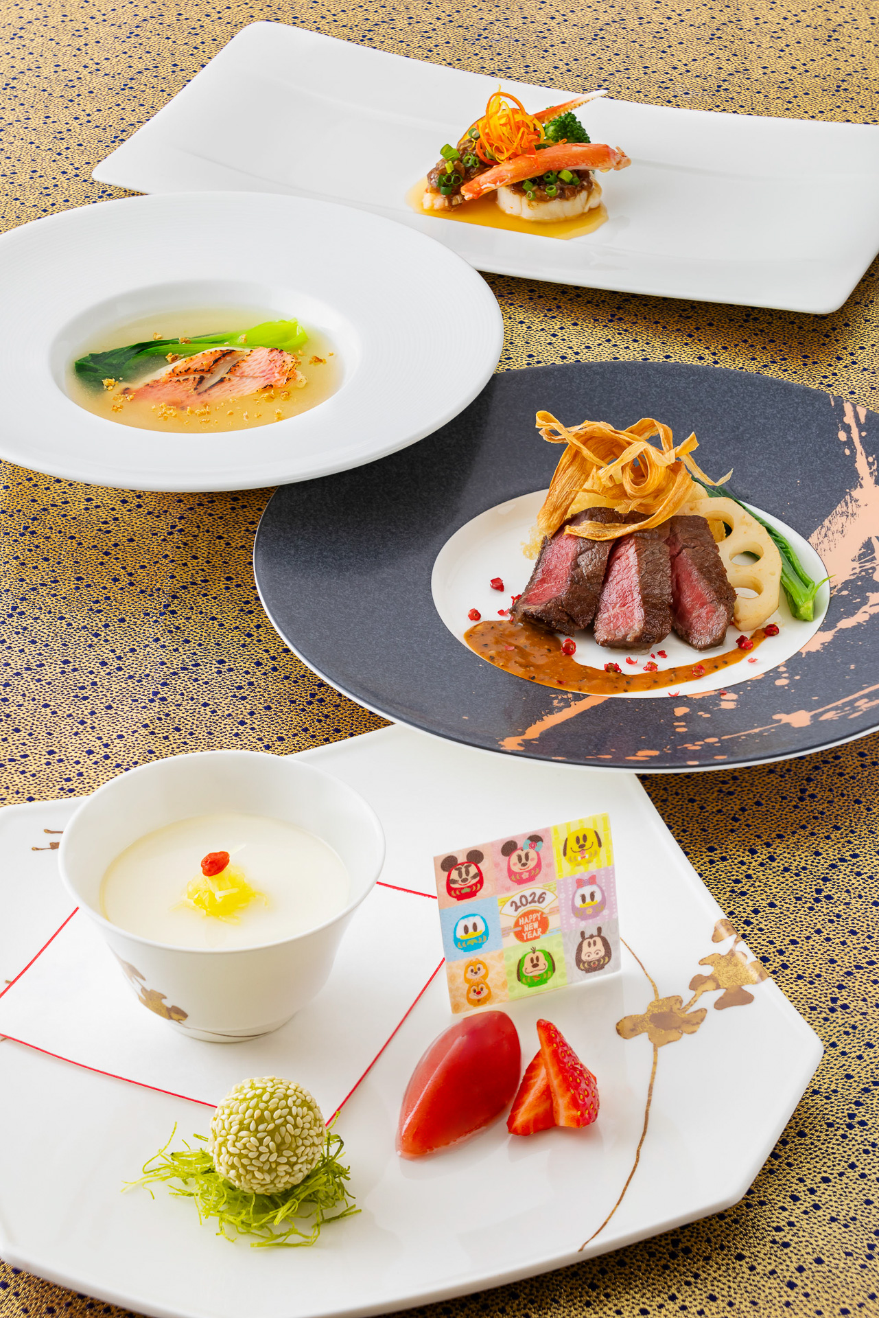 「シルクロードガーデン」の「イヤーエンド＆ニューイヤー　ディナーコース」（1万6000円）