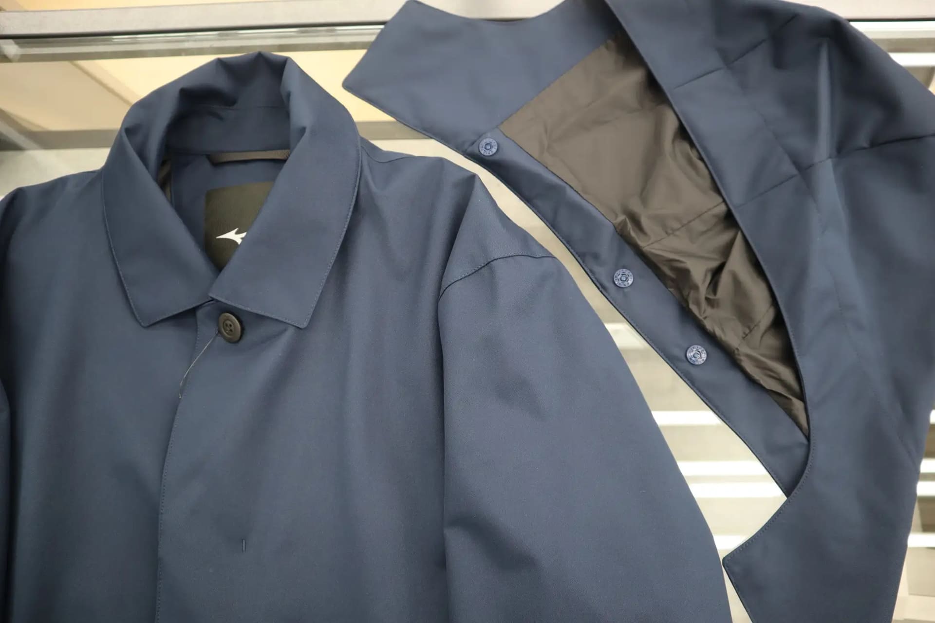 フードは着脱可能