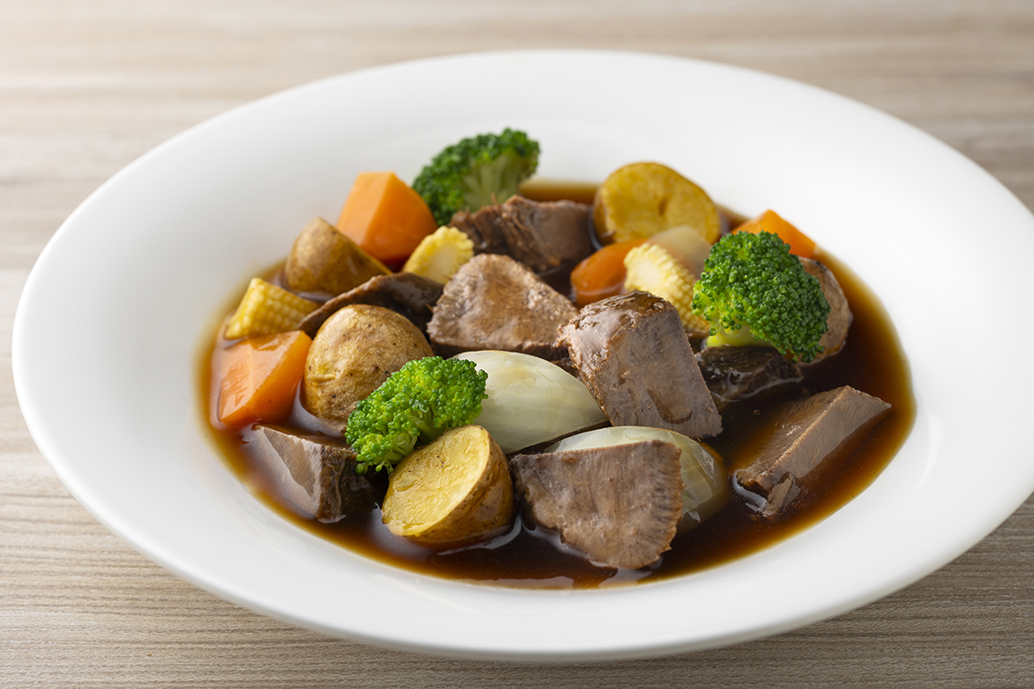 牛タンと北海道産野菜の煮込み（ディナー限定）