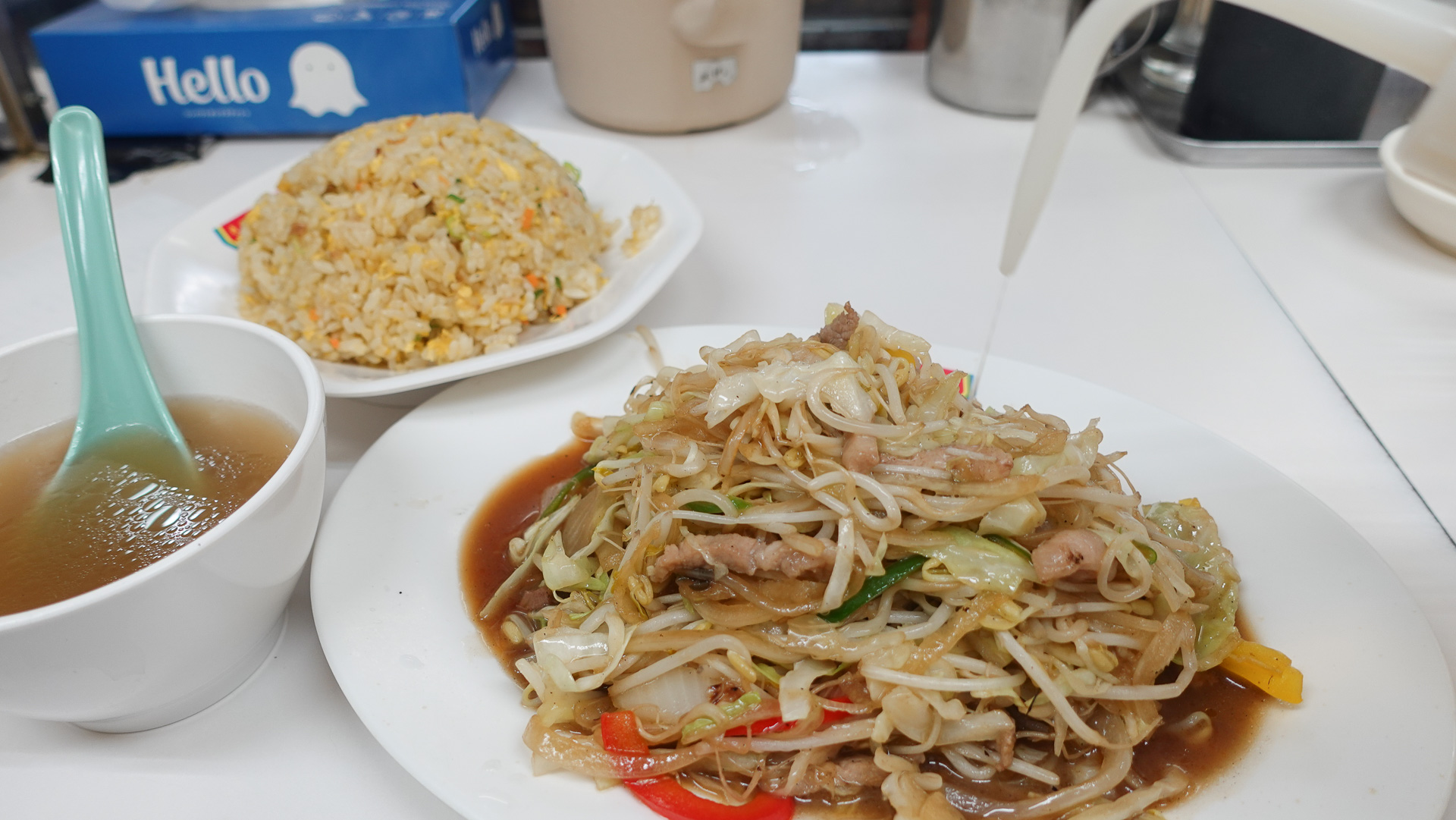 ヤサイイタメには、お酢をたっぷりかけて食べたい