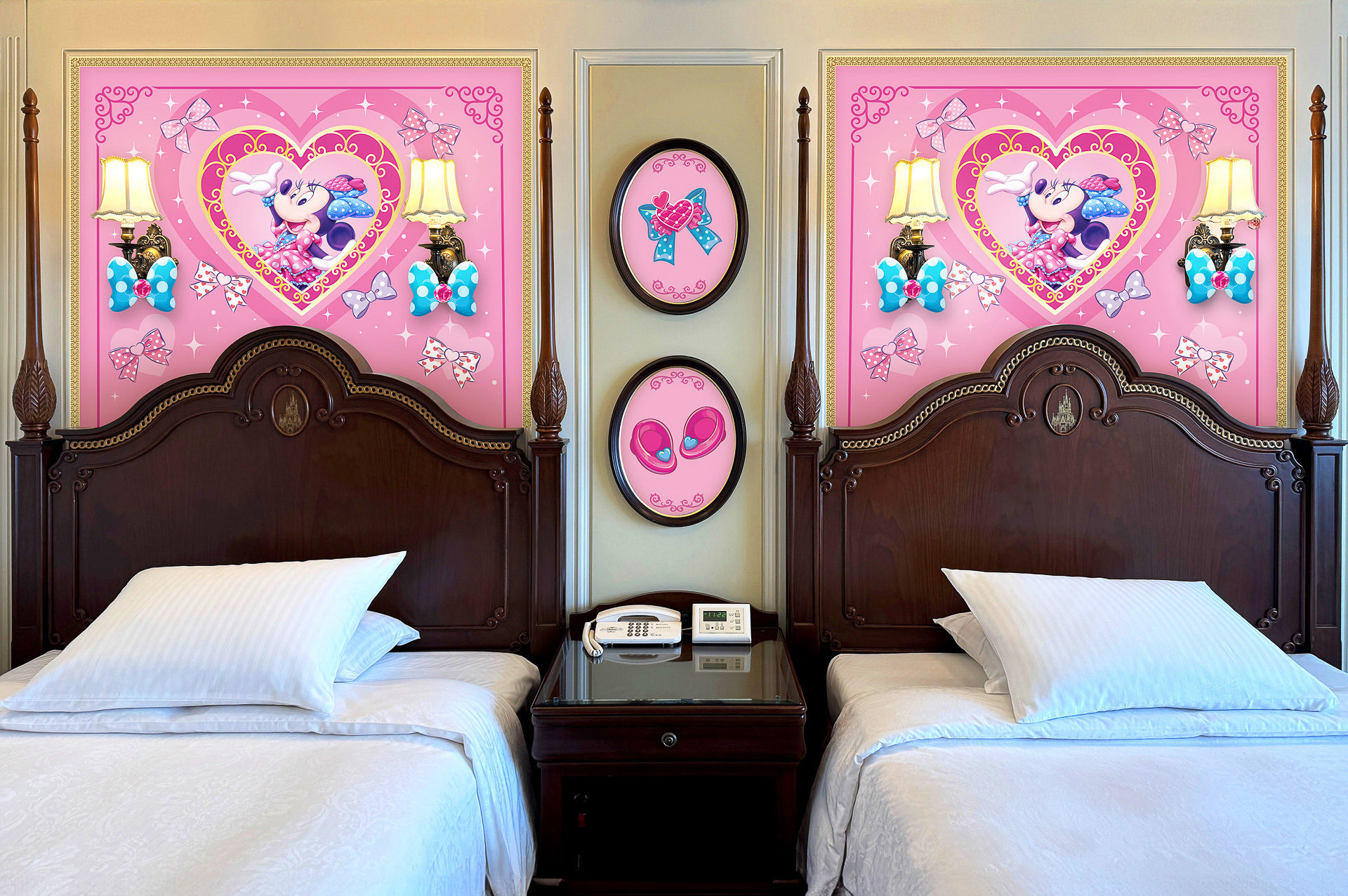 ベッド周辺の客室装飾のイメージ