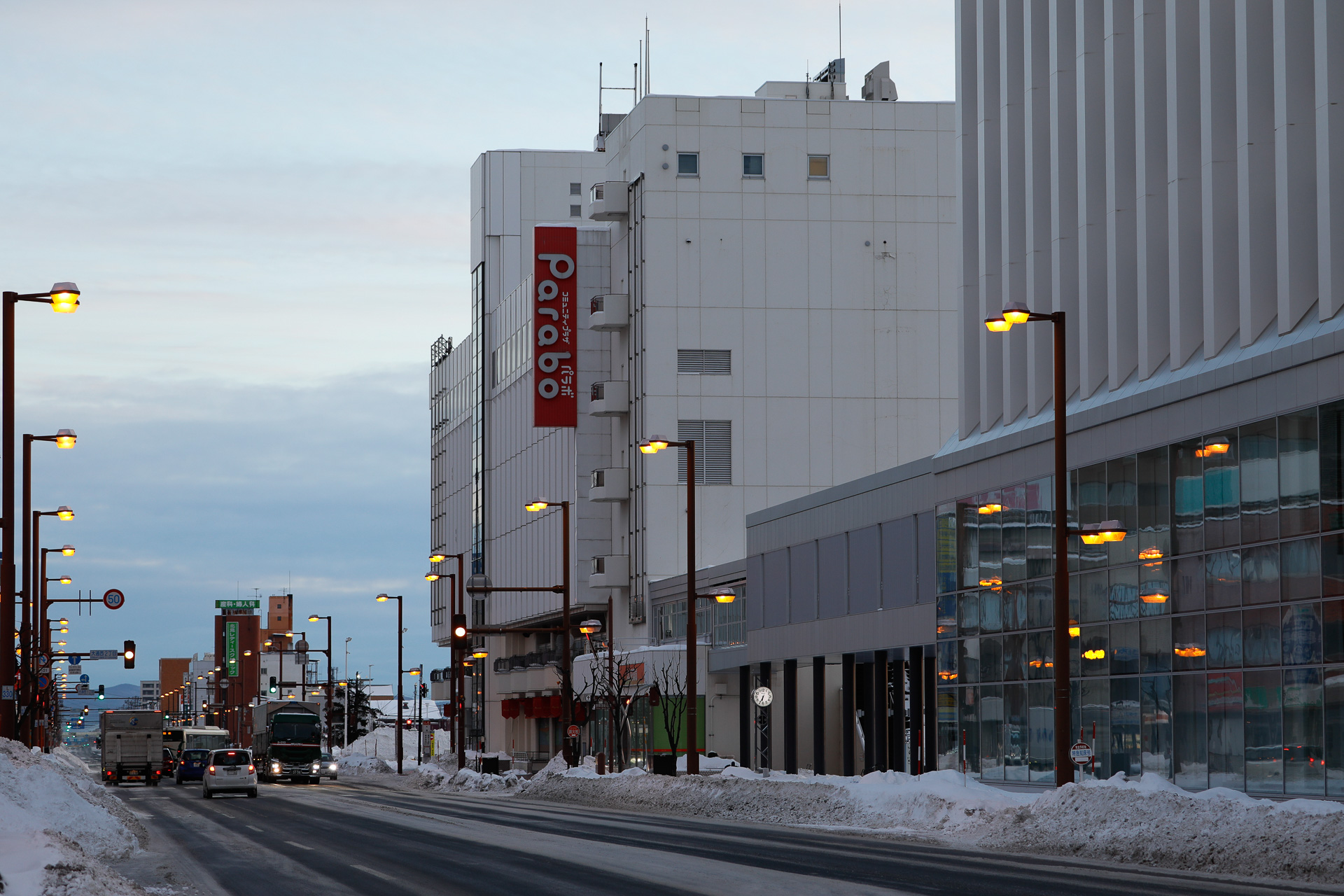 真冬の流氷シーズンになると、網走は混雑するし料金も上がりやすい。そこで北見に宿を取ったことが一度ならずある