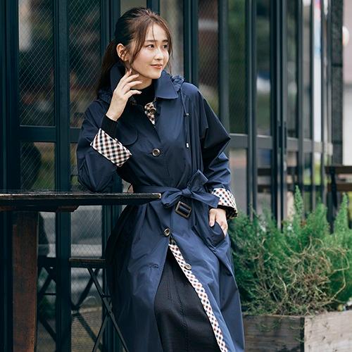 ANA×Aquascutum、撥水機能付きレインコート発売。付属ポーチで持ち歩き