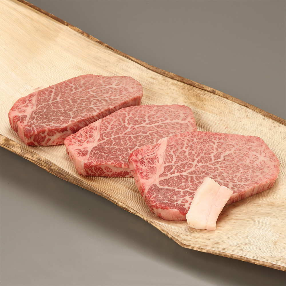 東北産黒毛和牛シャトーブリアンヒレステーキ（1万7280円）