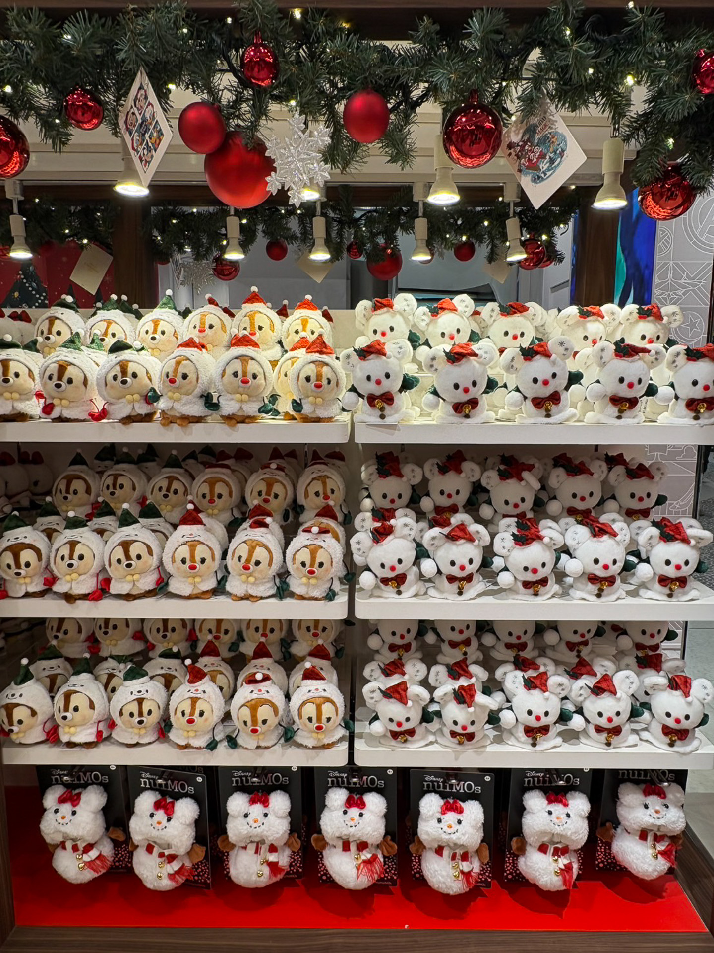 クリスマス仕様の「うるぽちゃちゃん」も販売中だ