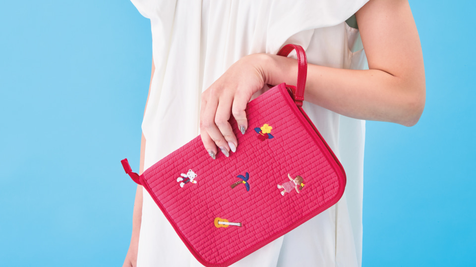 ファミリア×ピオヌンナル、NY・パリ・ハワイ旅行がテーマのコラボ