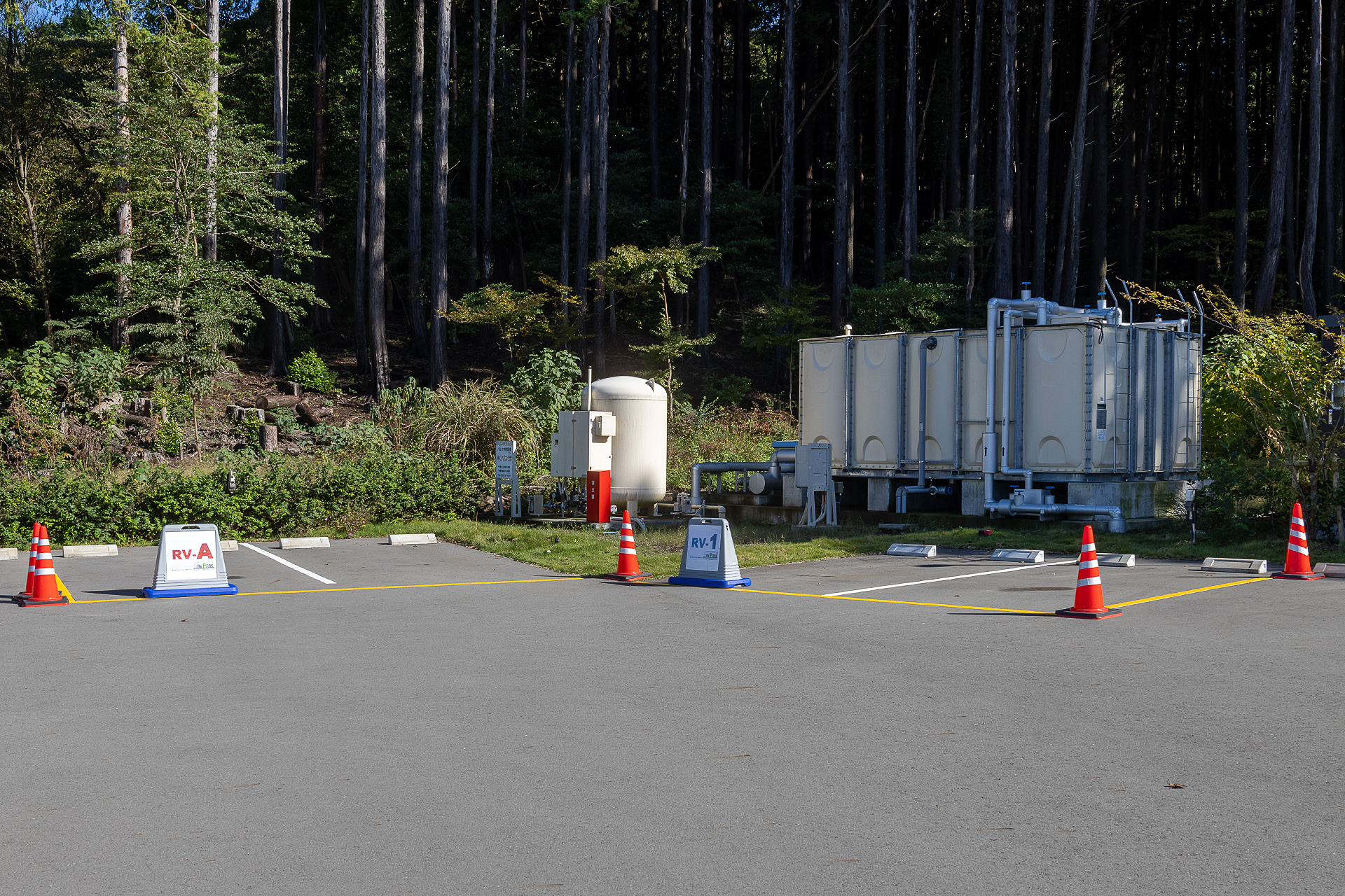 実際の区画。駐車場の角の部分に設定している