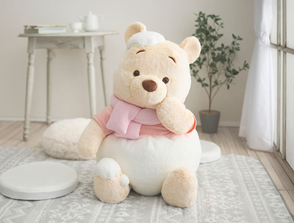 【希少】可愛すぎる♡ディズニーストア限定♡プーさん 特大ぬいぐるみ　pooh ディズニーストア、雪のように真っ白なプーさん「WHITE POOH」発売