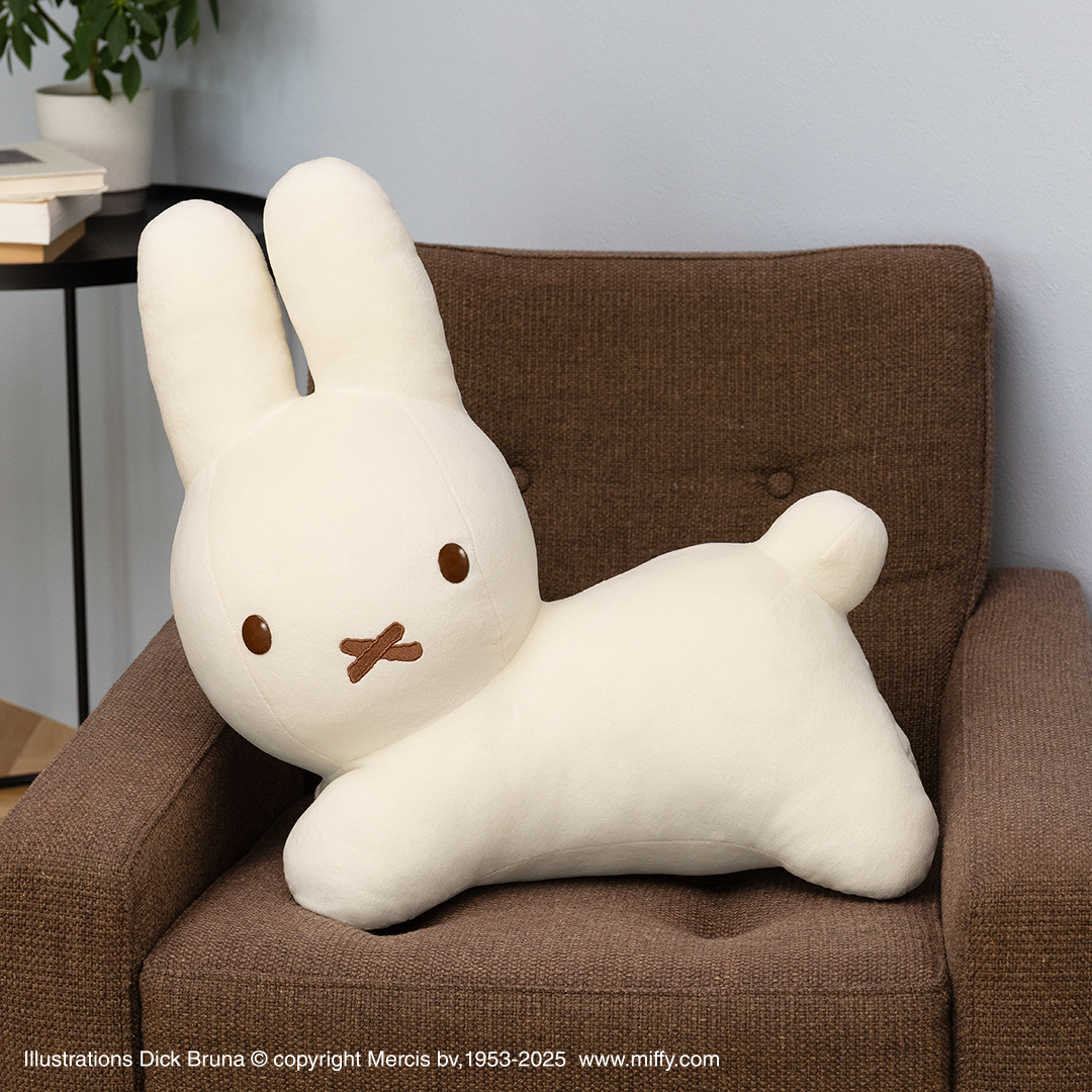 ラストハッピー賞：特大サイズ「うさぎ」ぬいぐるみ