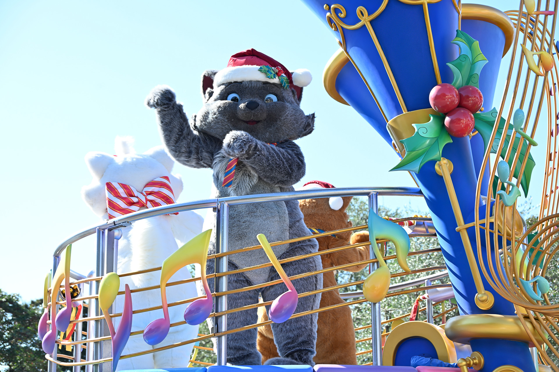 音楽家を目指すベルリオーズに、マリー、トゥルーズと「おしゃれキャット」の面々も