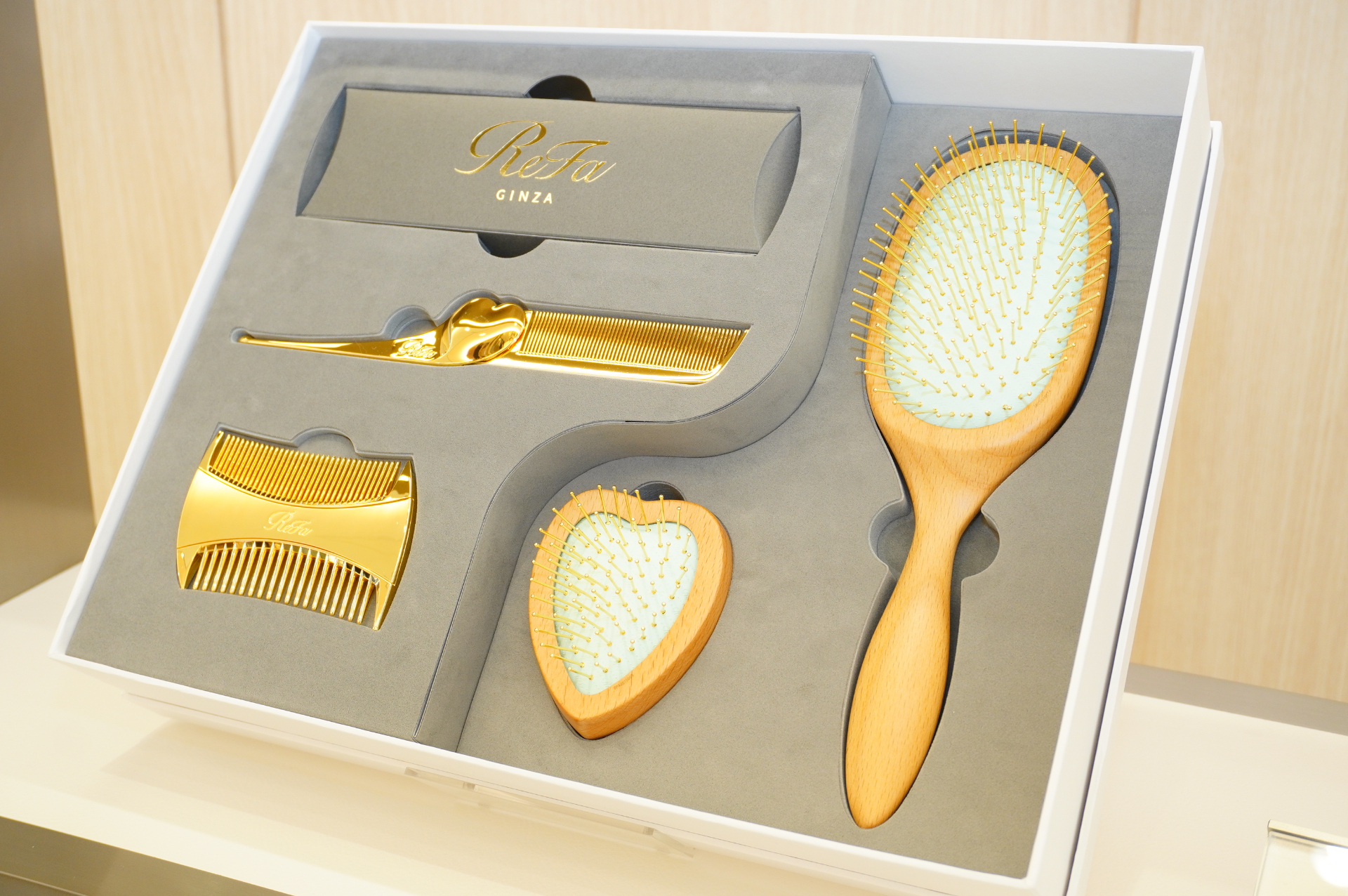 ReFa GINZA限定のギフトセット