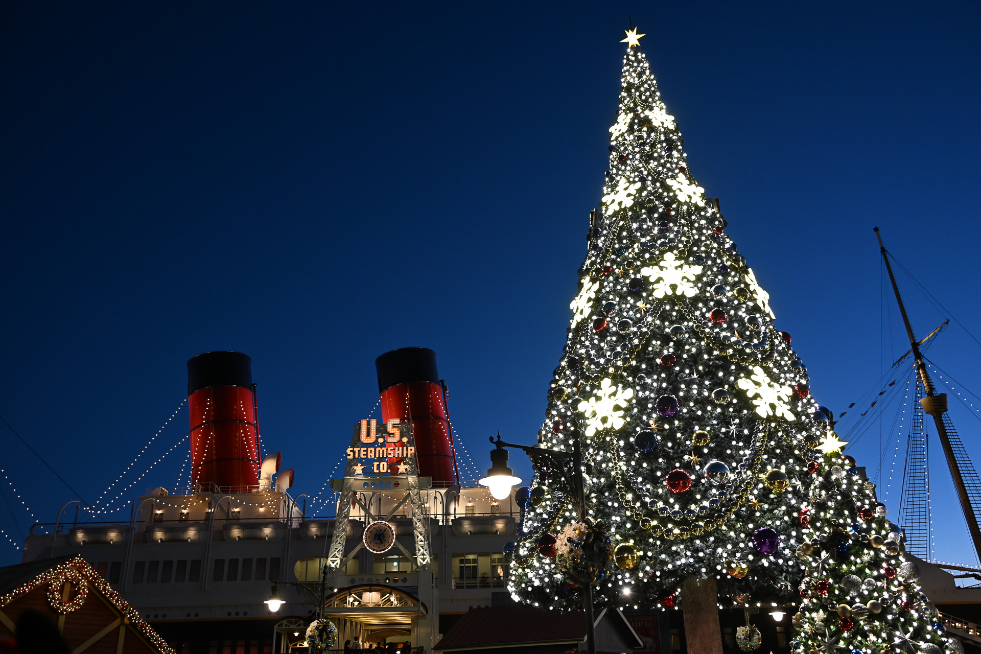 シーのアメリカンウォーターフロントのツリー