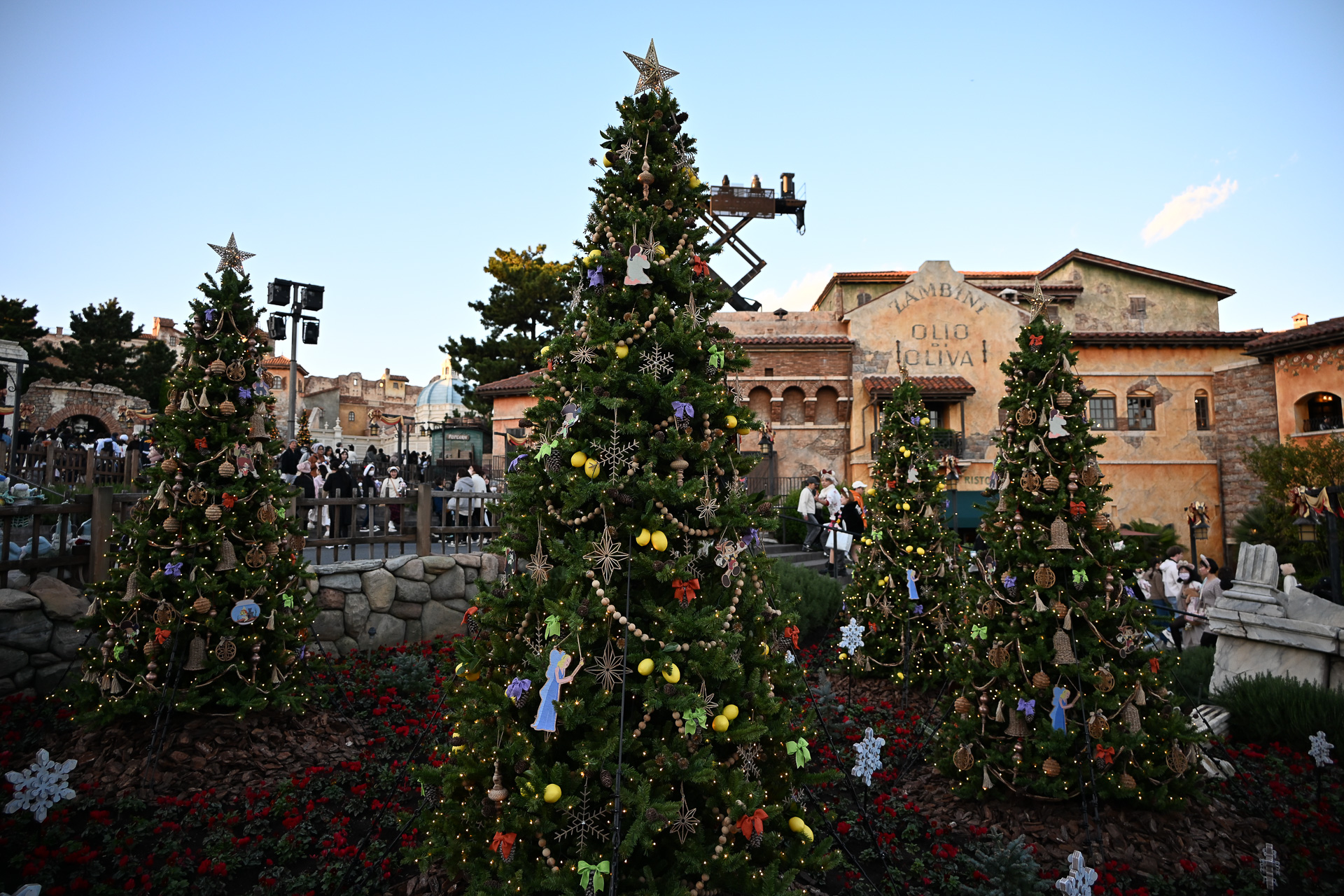 今年から新たに登場したメディテレーニアンハーバー周辺のデコレーション。ピノキオがモチーフだ