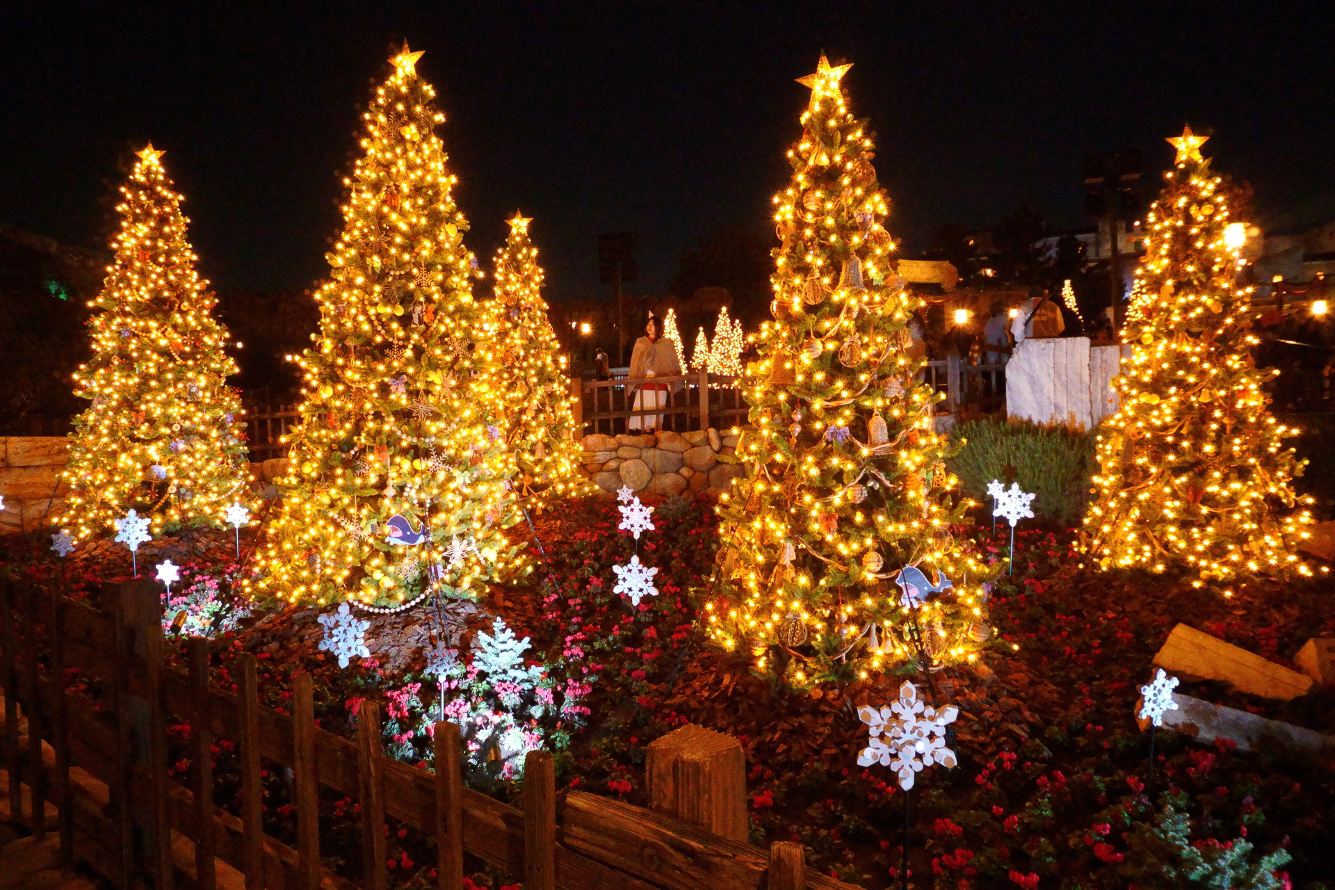 今年から新たに登場したメディテレーニアンハーバー周辺のデコレーション。ピノキオがモチーフだ